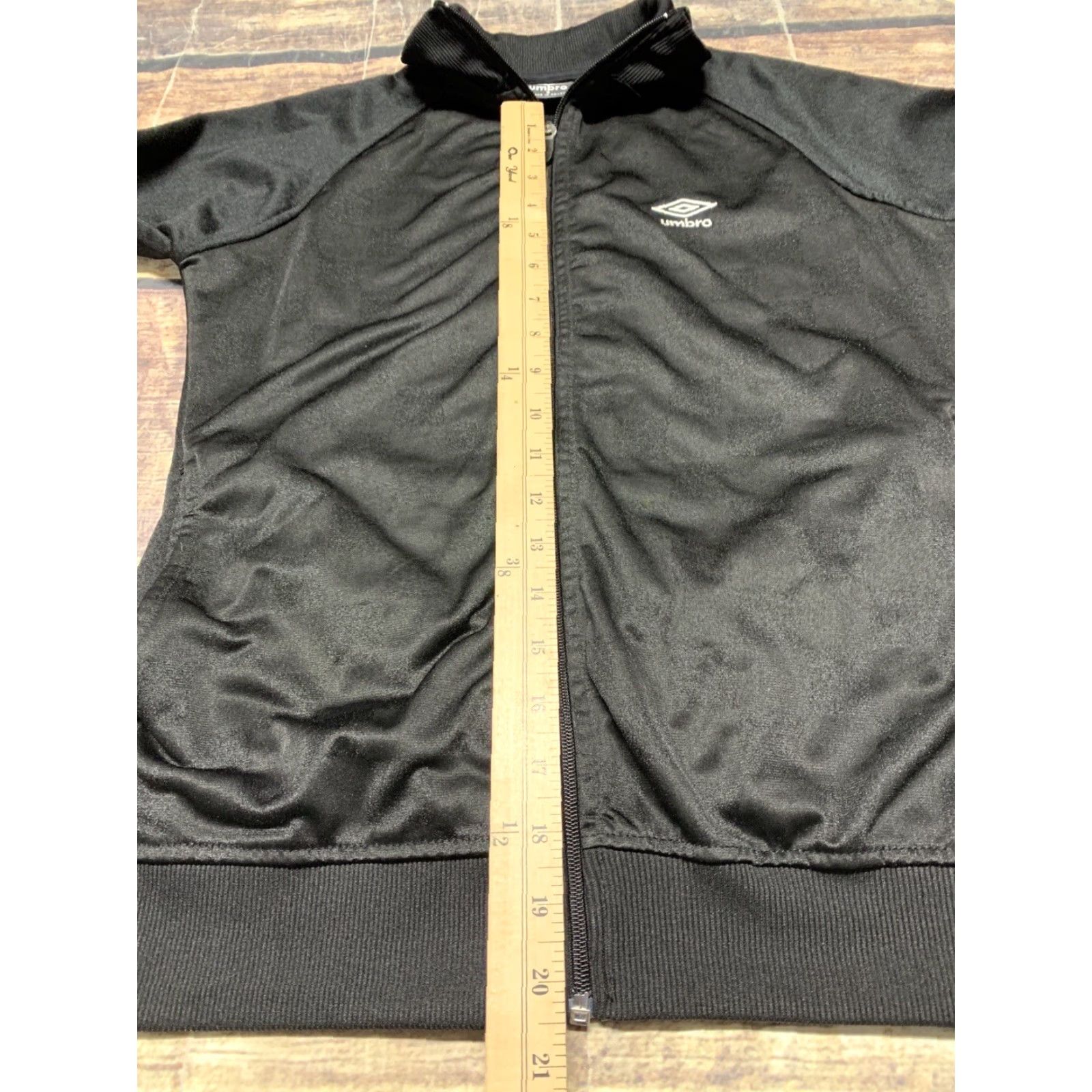 Umbro Umbro Black Full Zip Track Jacket Women's S Activewear Athleisure Size S / US 4 / IT 40 - 7 Thumbnail