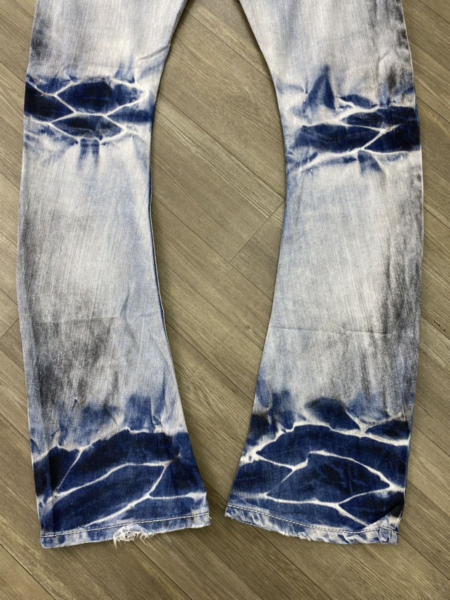 BUFFALO BOBS Buffalo Bobs Clawmark Curve Distressed Mudwash Flared Jeans Size US 32 / EU 48 - 17 Thumbnail