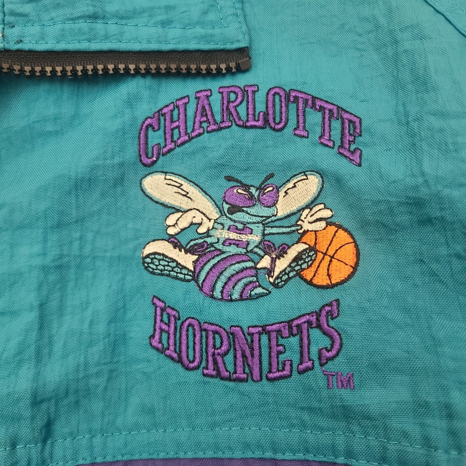 Pro Player Vintage 90s Charlotte Hornets NBA Pro Player Jacket Size XL Size US XL / EU 56 / 4 - 3 Thumbnail