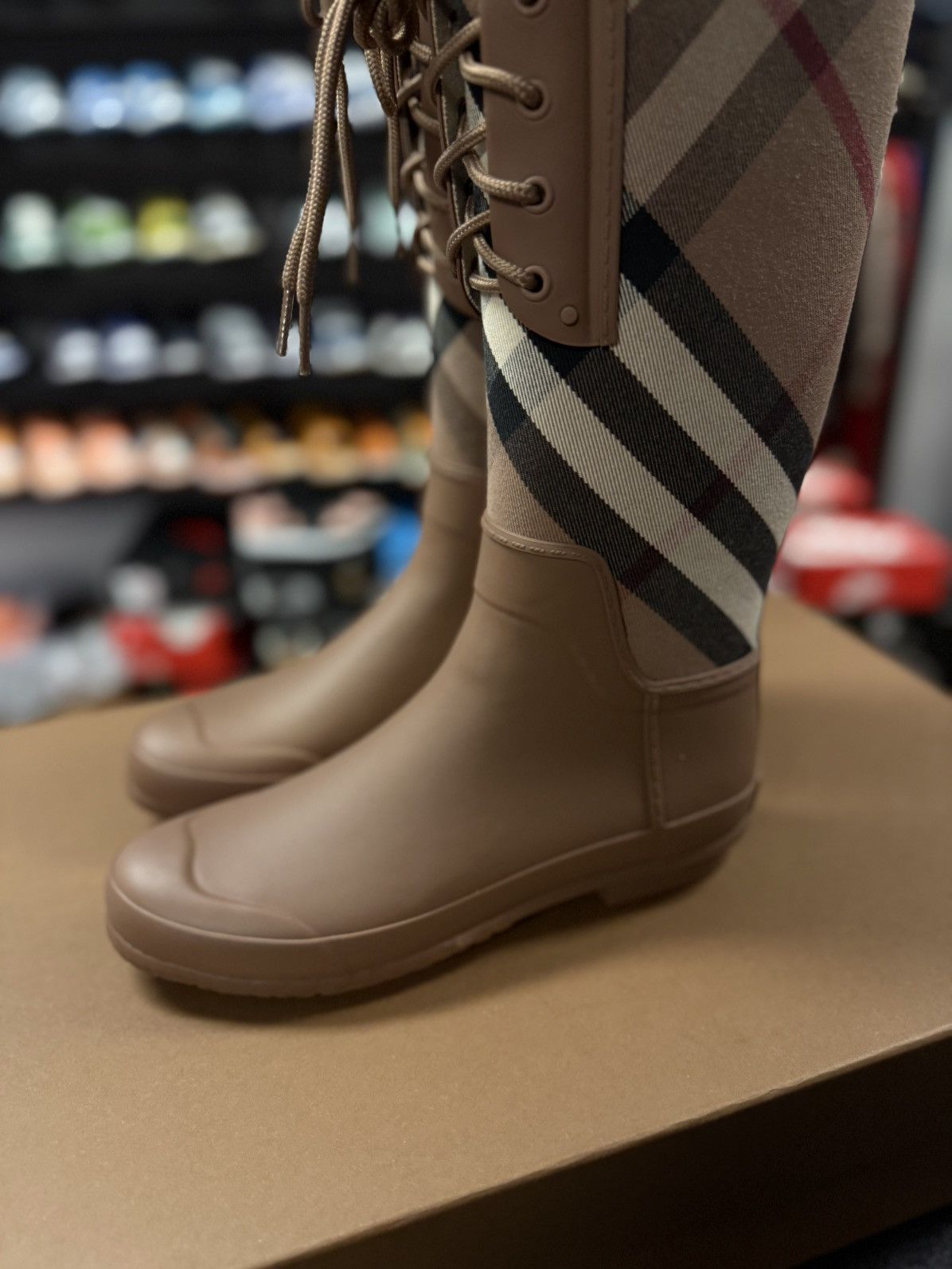 Burberry Vintage Check Canvas & Rubber Rain Boot In Brown 38EU/8US Size US 8 / IT 38 - 6 Thumbnail