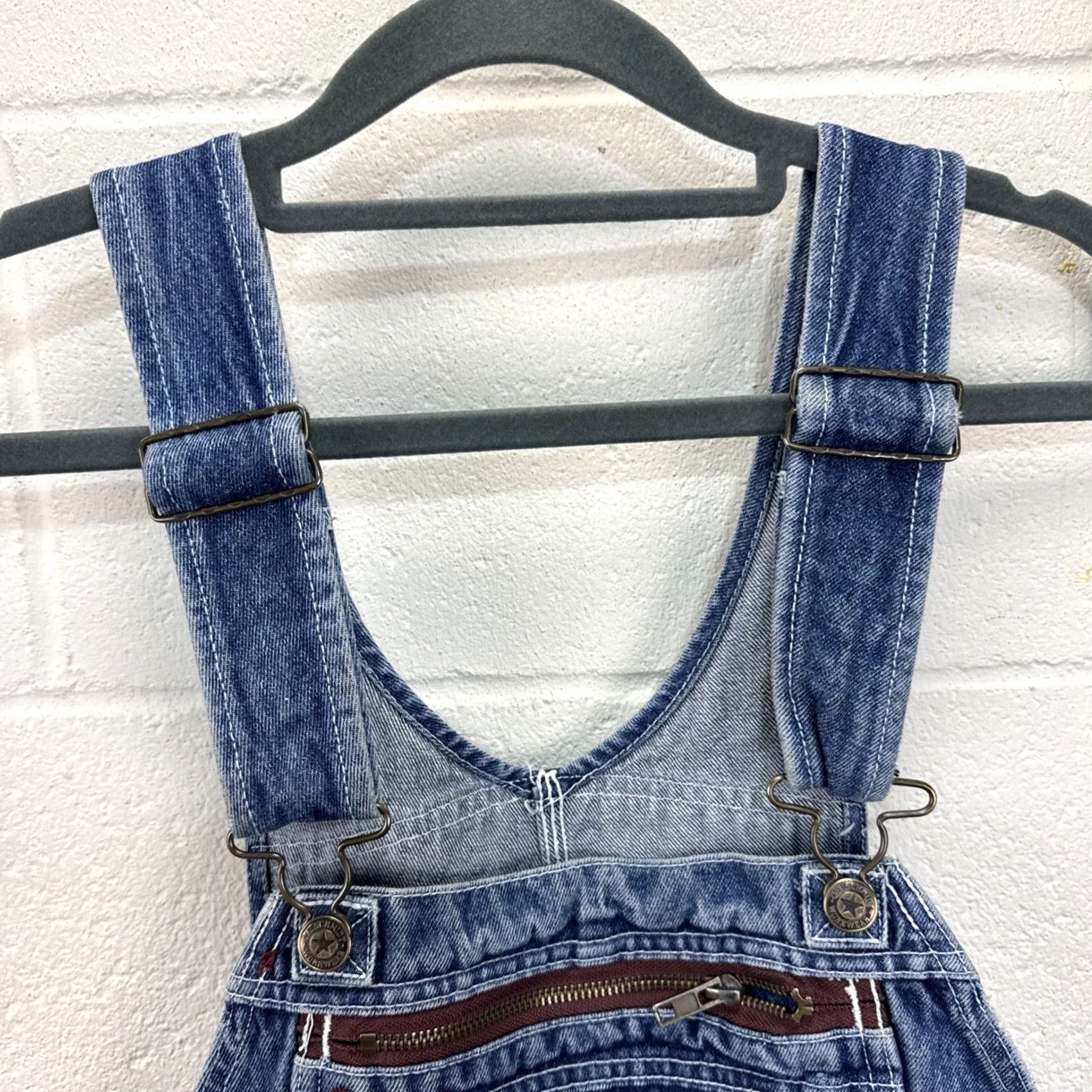 Vintage VINTAGE? No. C.E. Schmidt Bib Overalls Mens 34x30 Blue Denim Carpenter Workwear Utility Shirt Pants Jeans 5-Pocket Design Workwear Grunge 90s Mens Size US 34 / EU 50 - 2 Thumbnail