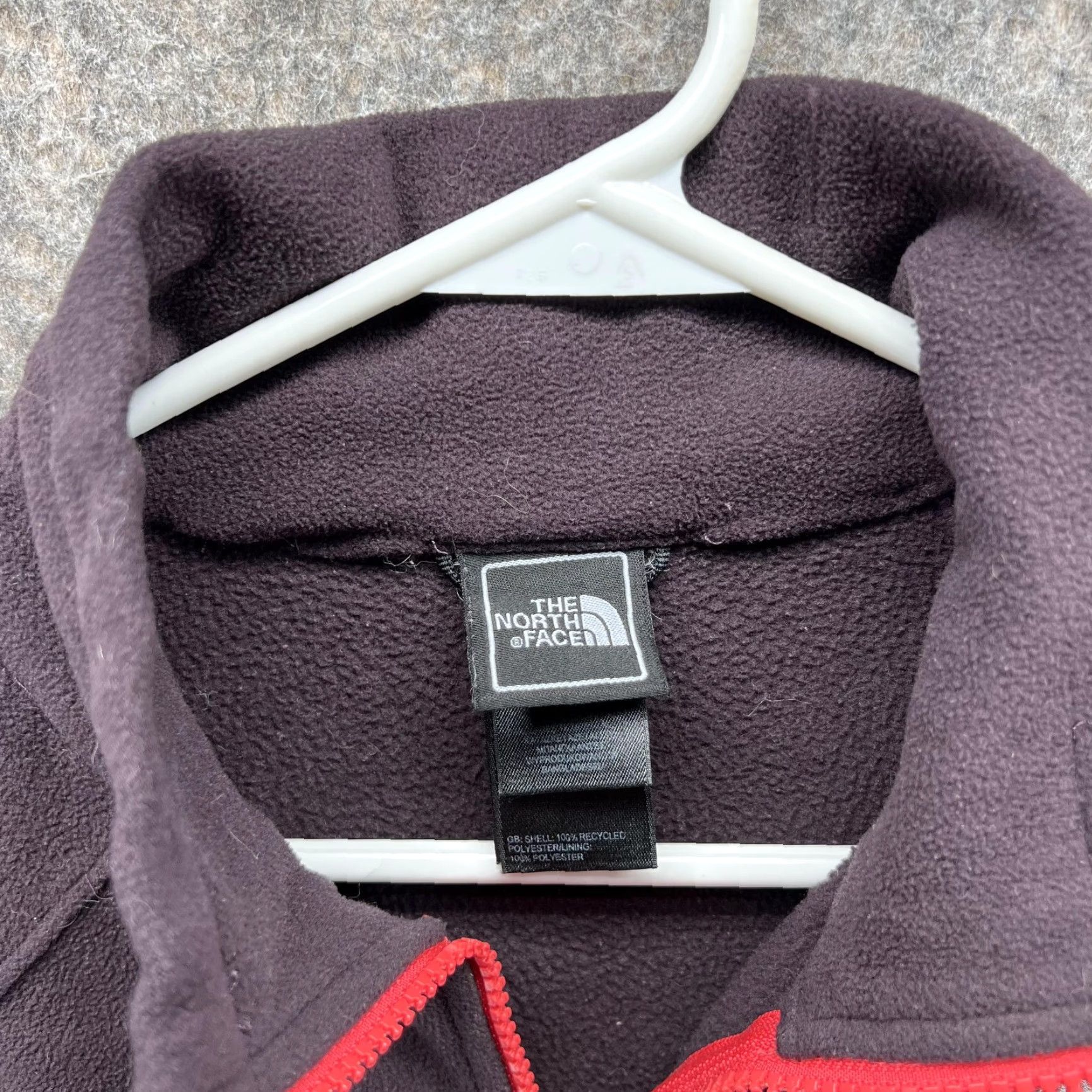 The North Face VINTAGE? The North Face Sweater Women XS Polartec Burgundy Full Zip Fleece Jacket Size XS / US 0-2 / IT 36-38 - 5 Thumbnail