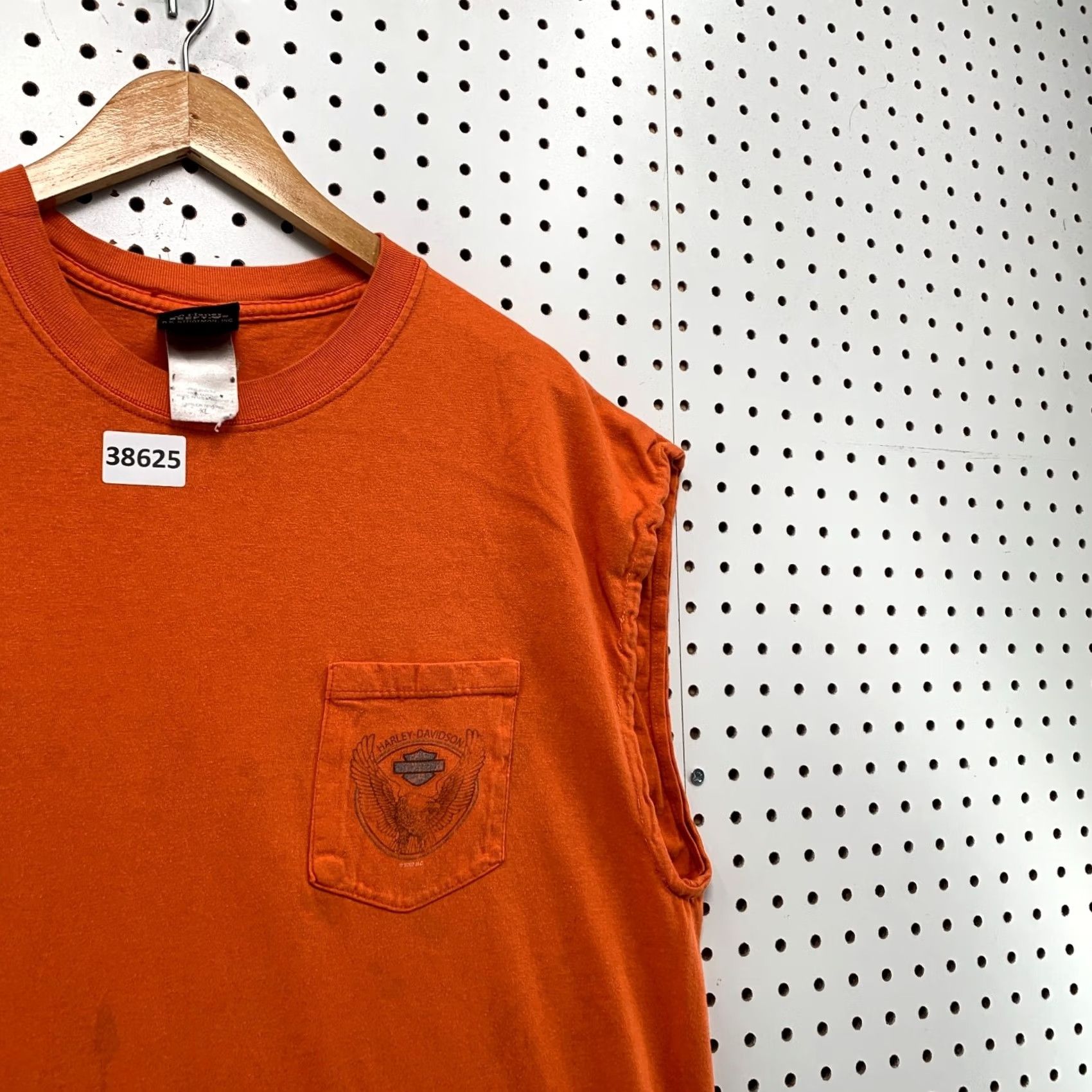 Harley Davidson VINTAGE Harley-Davidson Orange Pocket Shirt Mens XL Sleeveless Memphis 22x29 Orange Pocket Harley-Davidson Mens XL Orange Sleeveless Memphis 22x29 Size US XL / EU 56 / 4 - 6 Thumbnail