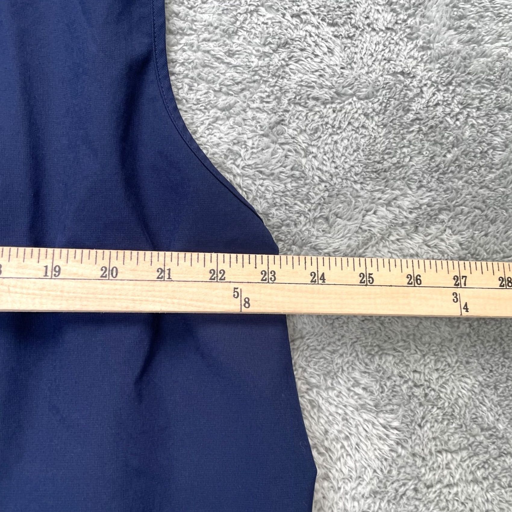 Vintage FIGS Top Womens 2XL Blue Scrub Technical Collection Logo V Neck Nursing Medical Shirts Womens Blue 2XL Fig’s Top Size XXL / US 16-18 / IT 52-54 - 8 Thumbnail