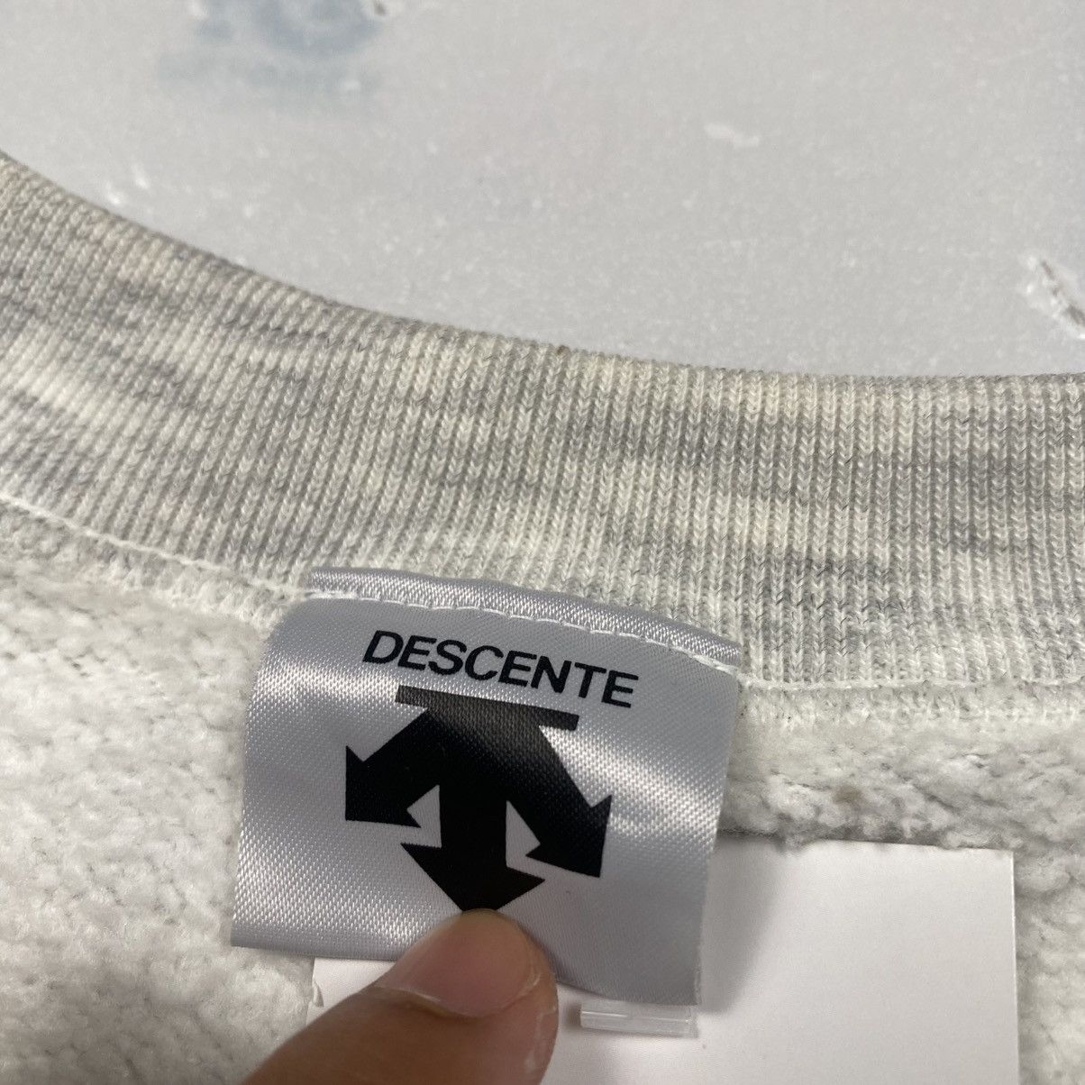 Descente Vintage 90s Descente Japan Volleyball Crewneck Size US M / EU 48-50 / 2 - 3 Thumbnail