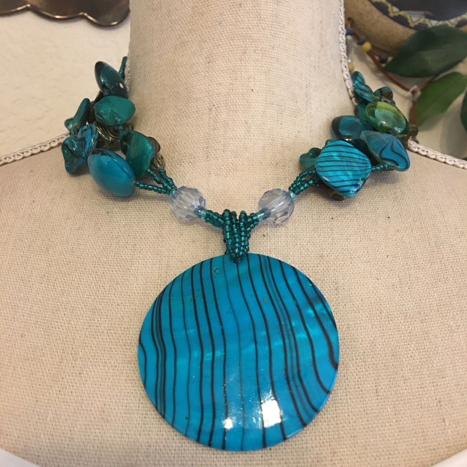 Jewelry Erica blue & green tone painted shell jewelry set Size ONE SIZE - 1 Thumbnail