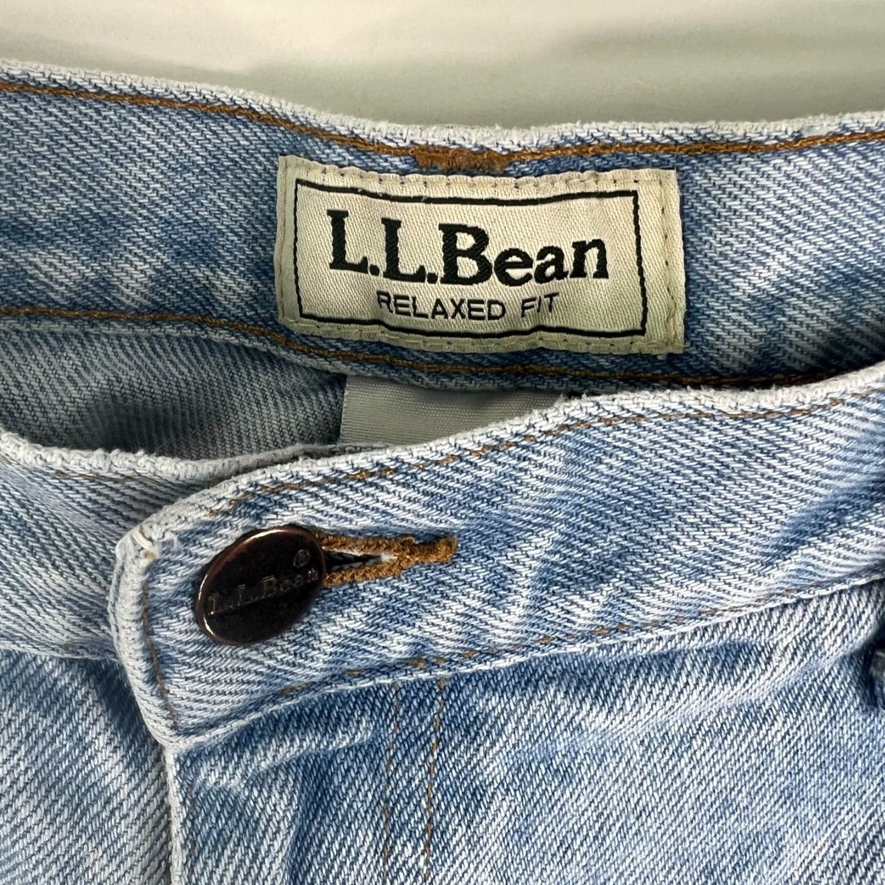 Vintage VINTAGE L.L. Bean Jeans Mens 38x34 Straight Blue Denim Relaxed Distressed Classic Size US 38 / EU 54 - 3 Thumbnail