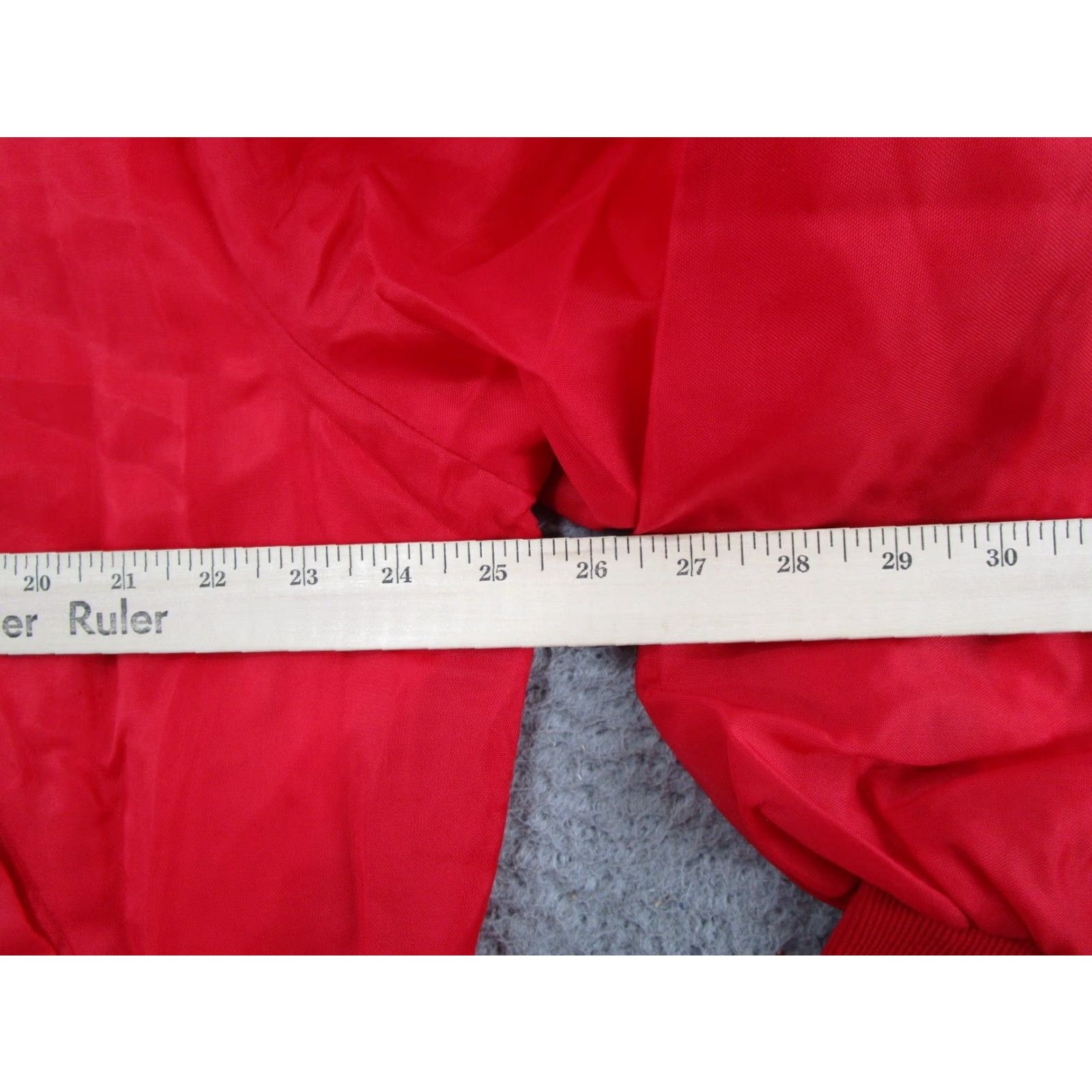 NCAA VINTAGE Wisconsin Badgers Jacket NCAA 90s Red Satin Windbreaker XL Mens Snap Up Lightweight Knit Logo Size US XL / EU 56 / 4 - 5 Thumbnail