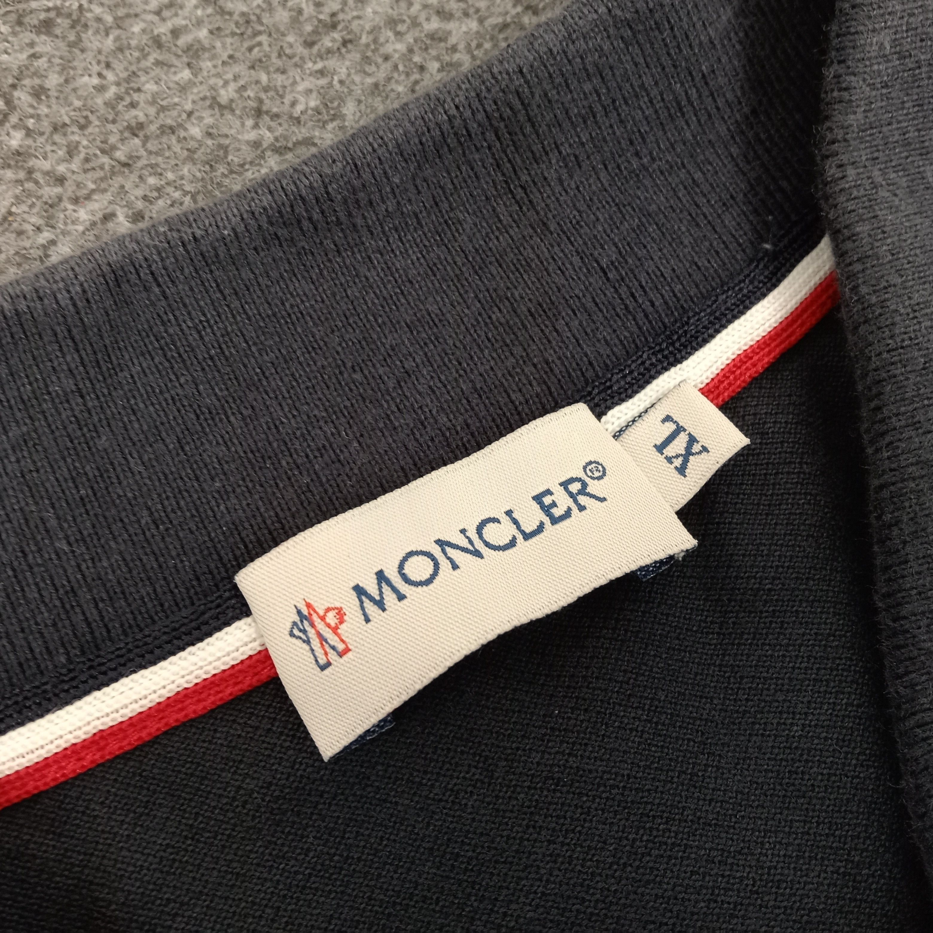 Vintage Italian Brand Moncler Streetwear Small Logo Ringer Polos Size US L / EU 52-54 / 3 - 6 Thumbnail