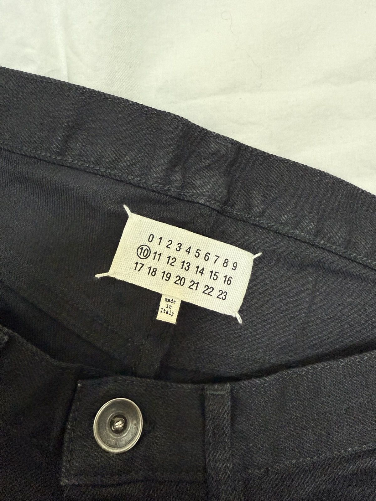 Maison Margiela Maison Margiela Straight Jeans With Contrasted Pockets Size US 33 - 8 Thumbnail