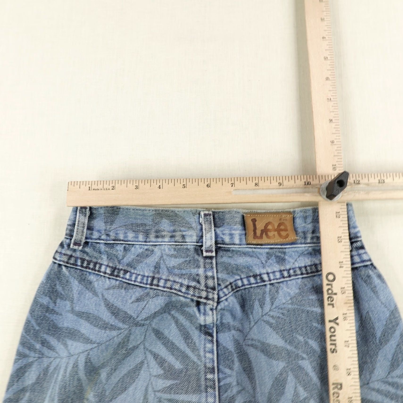 Lee VINTAGE Lee Jeans Womens 9 Blue Leaf Print High Waist Tapered Leg Made in USA 90s Denim Size 30" / US 8 / IT 44 - 7 Thumbnail
