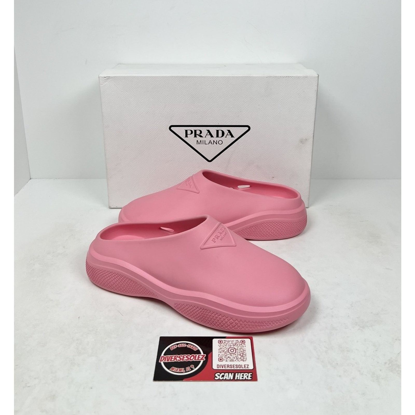 Prada Size 35EU/5W - Prada Rubber Logo Embossed Pink Mule Size US 5 / IT 35 - 1 Thumbnail