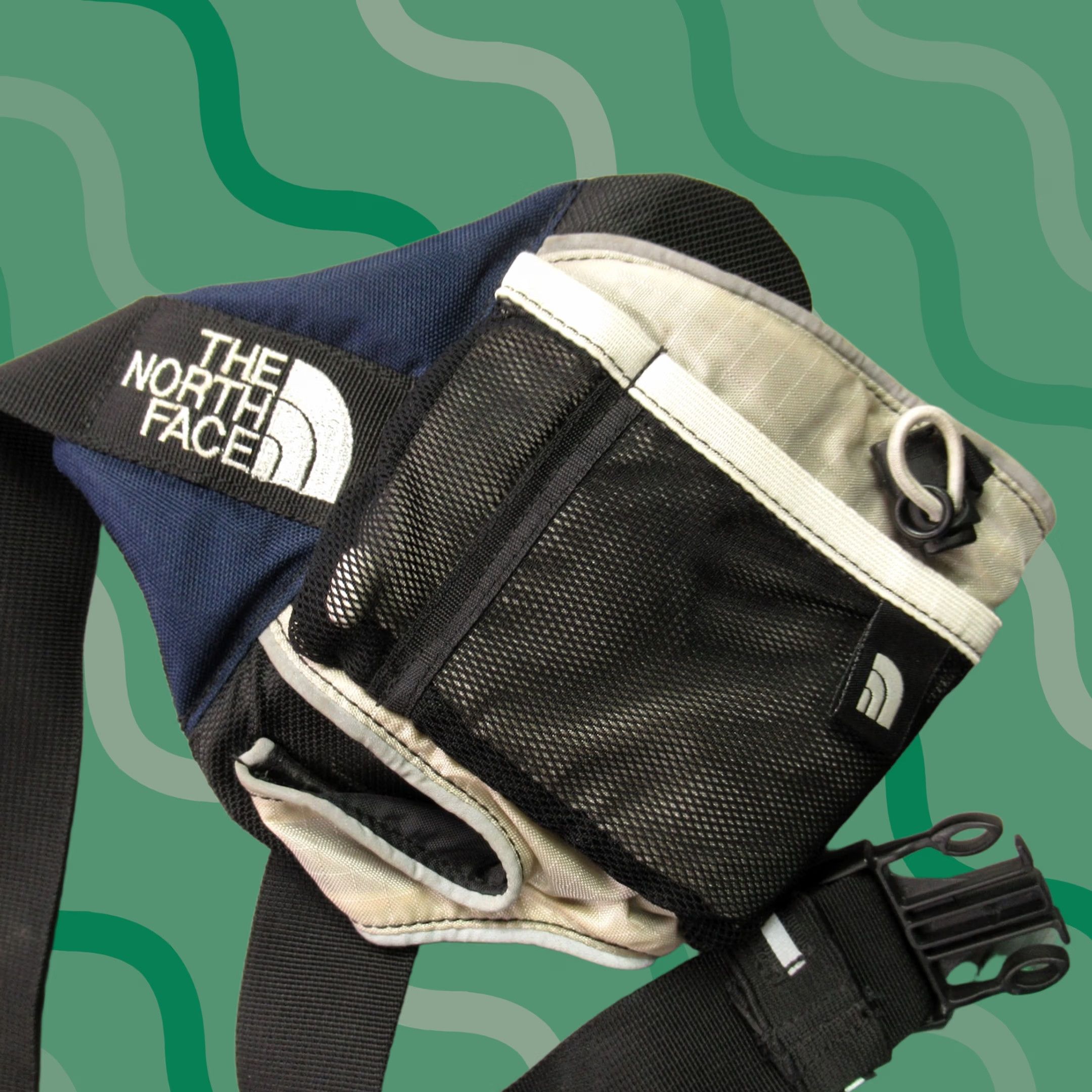 The North Face × Vintage Vintage 90s The North Face crossbody 