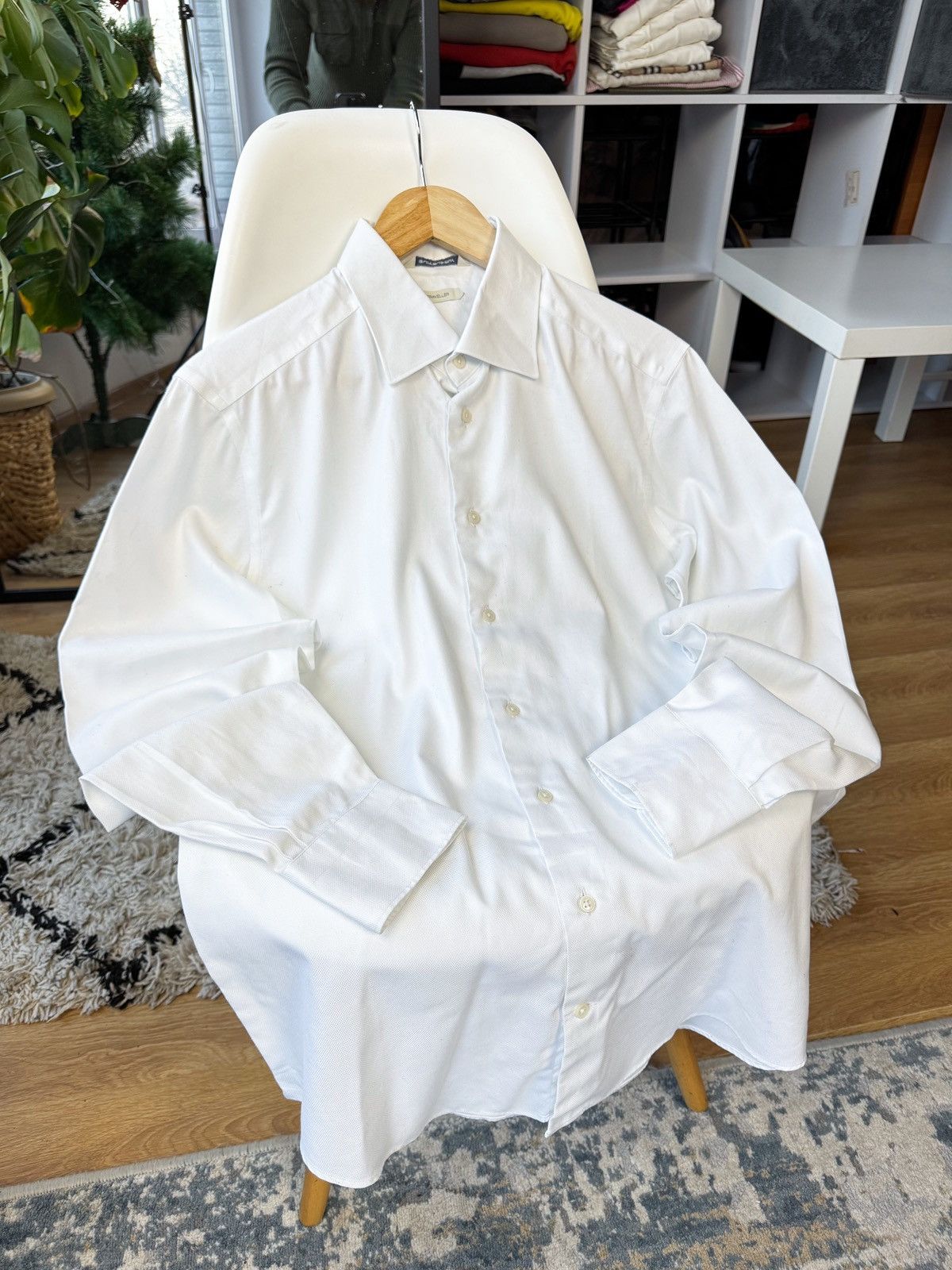 Suitsupply Suitsupply white shirt size 15 3/4 size M-L Size US L / EU 52-54 / 3 - 2 Thumbnail