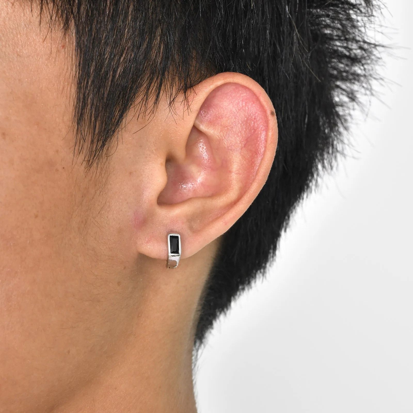 Japanese Brand × Vintage 1Pair Geometric Black Stone Earrings Size ONE SIZE - 1 Thumbnail