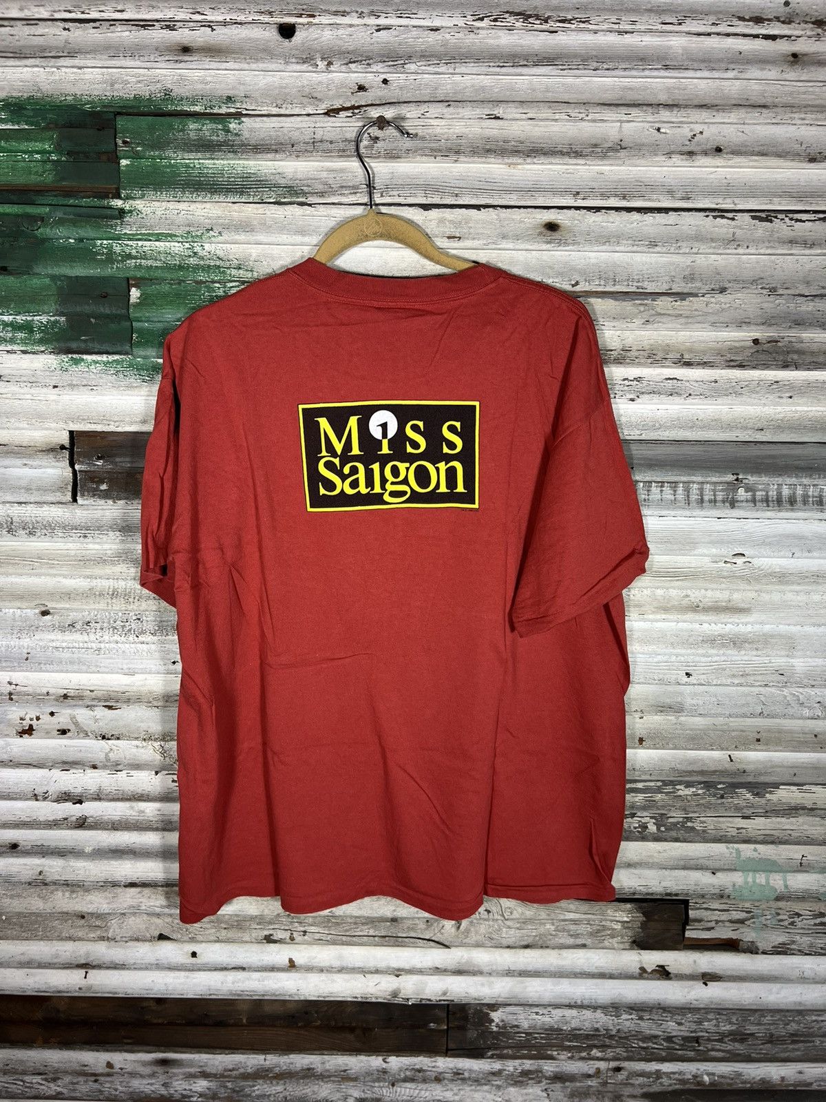 Vintage Vintage Miss Saigon The Musical Shirt Size US XL / EU 56 / 4 - 5 Thumbnail