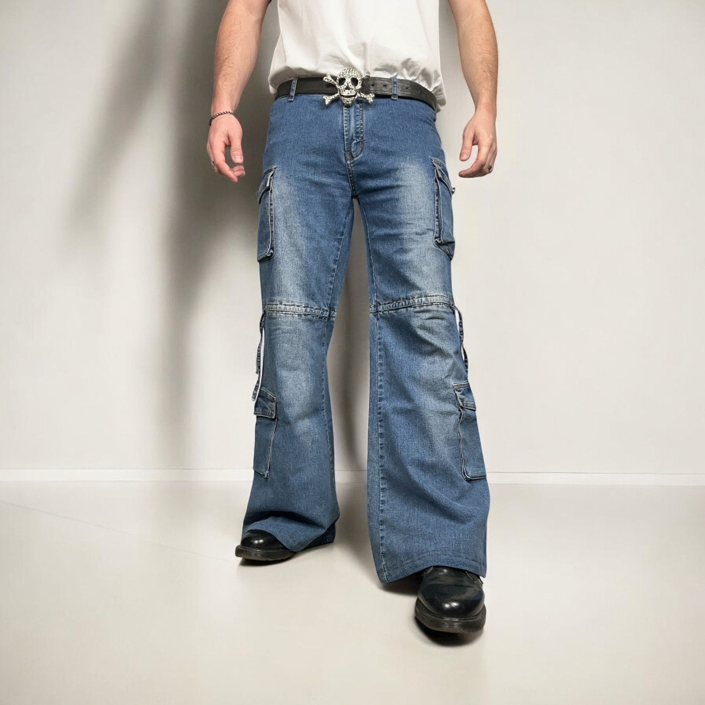 Japanese Brand × Vintage Vintage y2k Ultra Flare Cargo Denim Pants Jeans Bootcut Wide Size US 32 / EU 48 - 1 Thumbnail