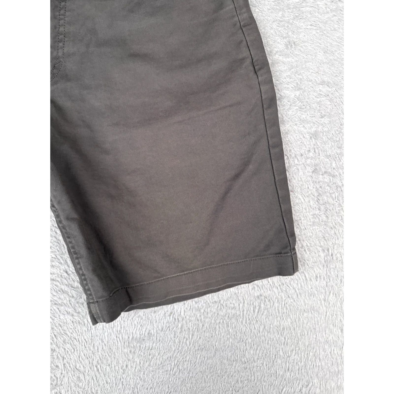 The North Face VINTAGE The North Face Short Men 30 Gray Chino Cotton Blend Hiking Camping 34x10 Size US 30 / EU 46 - 2 Thumbnail