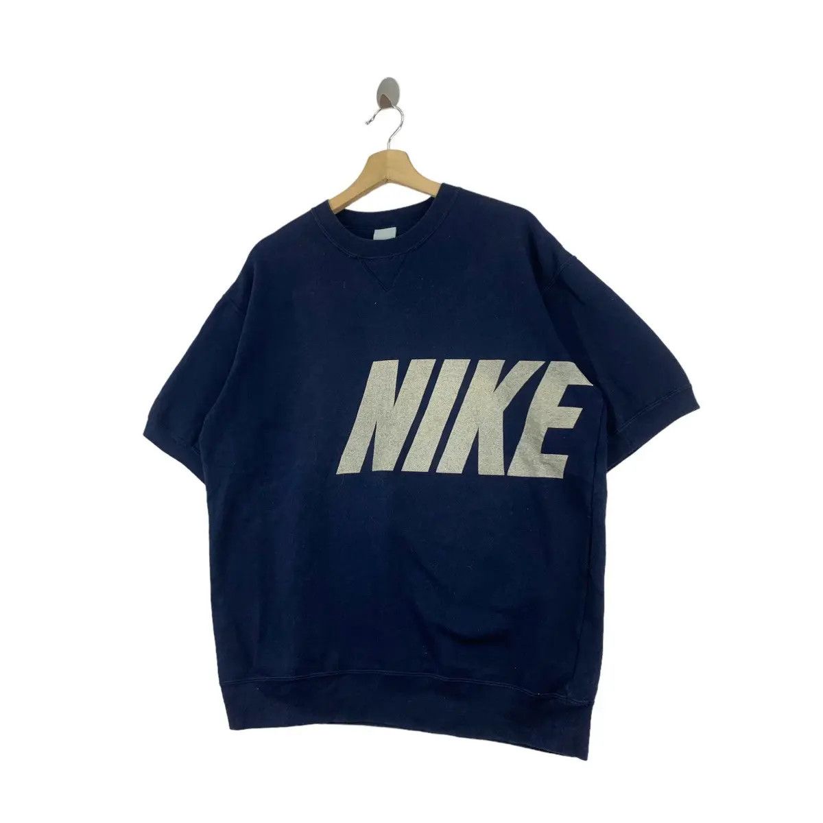 Nike Vintage NIKE SWOOSH Big Logo Sportswear Pullover Sweatshirt Size US L / EU 52-54 / 3 - 5 Thumbnail