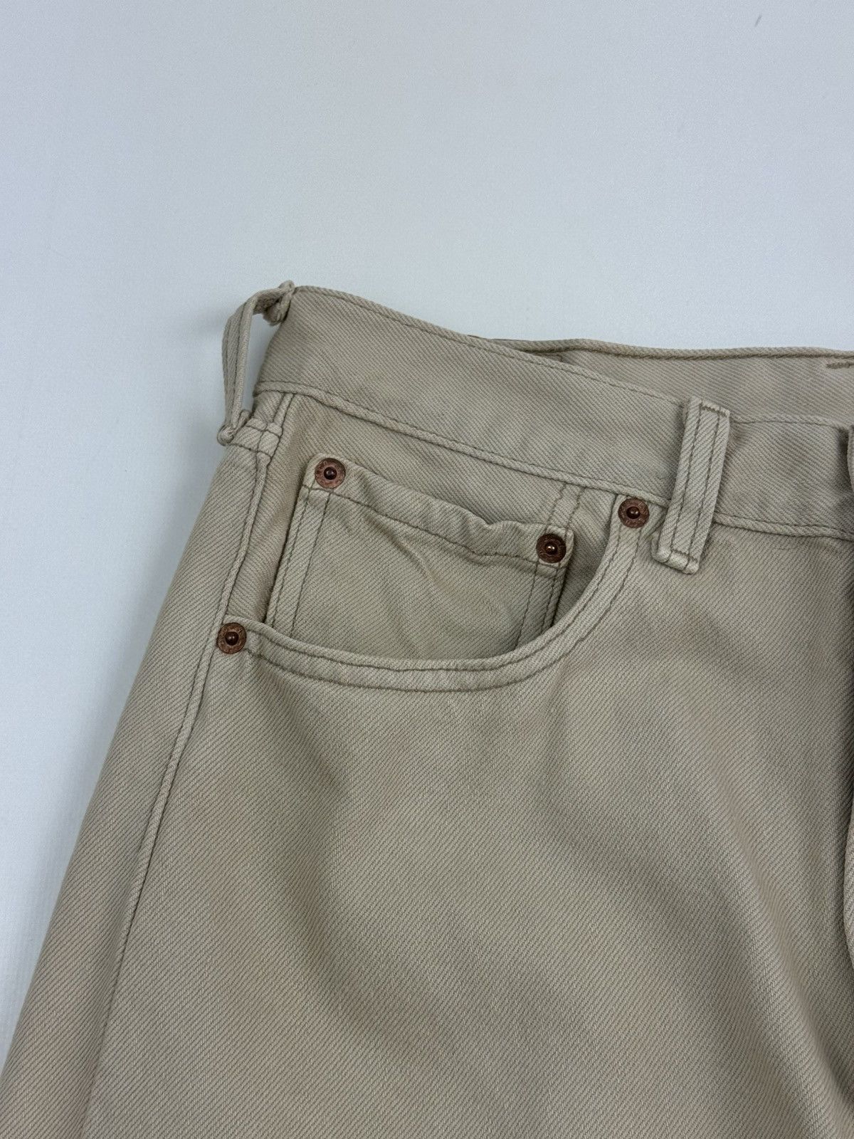 Levi's 1990’s Vintage Levi’s 501 Beige Jeans Made in USA Size US 31 - 6 Thumbnail