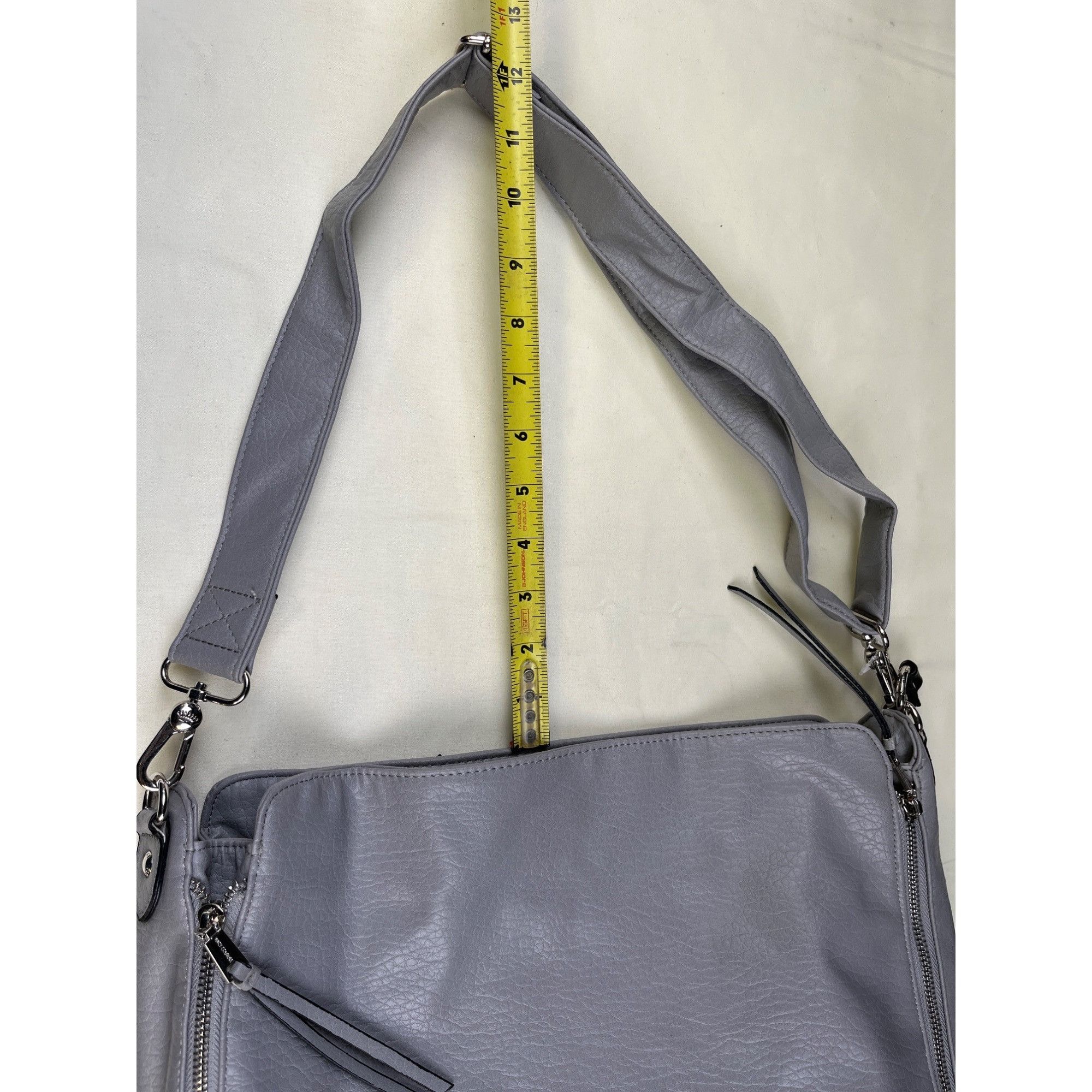 Juicy Couture Juicy Couture Women's Grey Leather Shoulder/Crossbody Bag SK Size ONE SIZE - 6 Thumbnail
