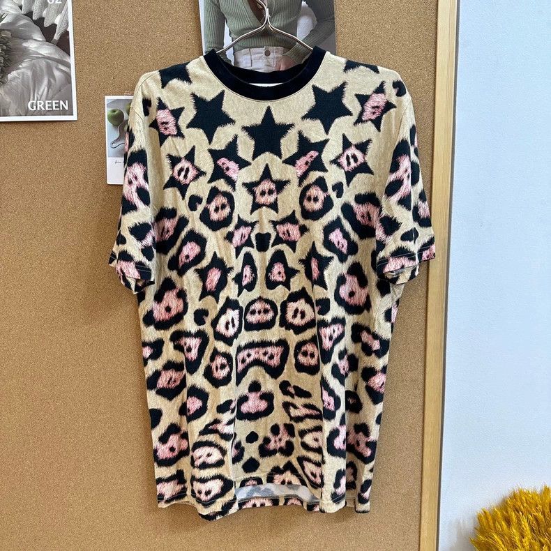 Givenchy Givenchy Pink Star Short Sleeve T-Shirt, Gold Size M, In S Size US M / EU 48-50 / 2 - 1 Thumbnail
