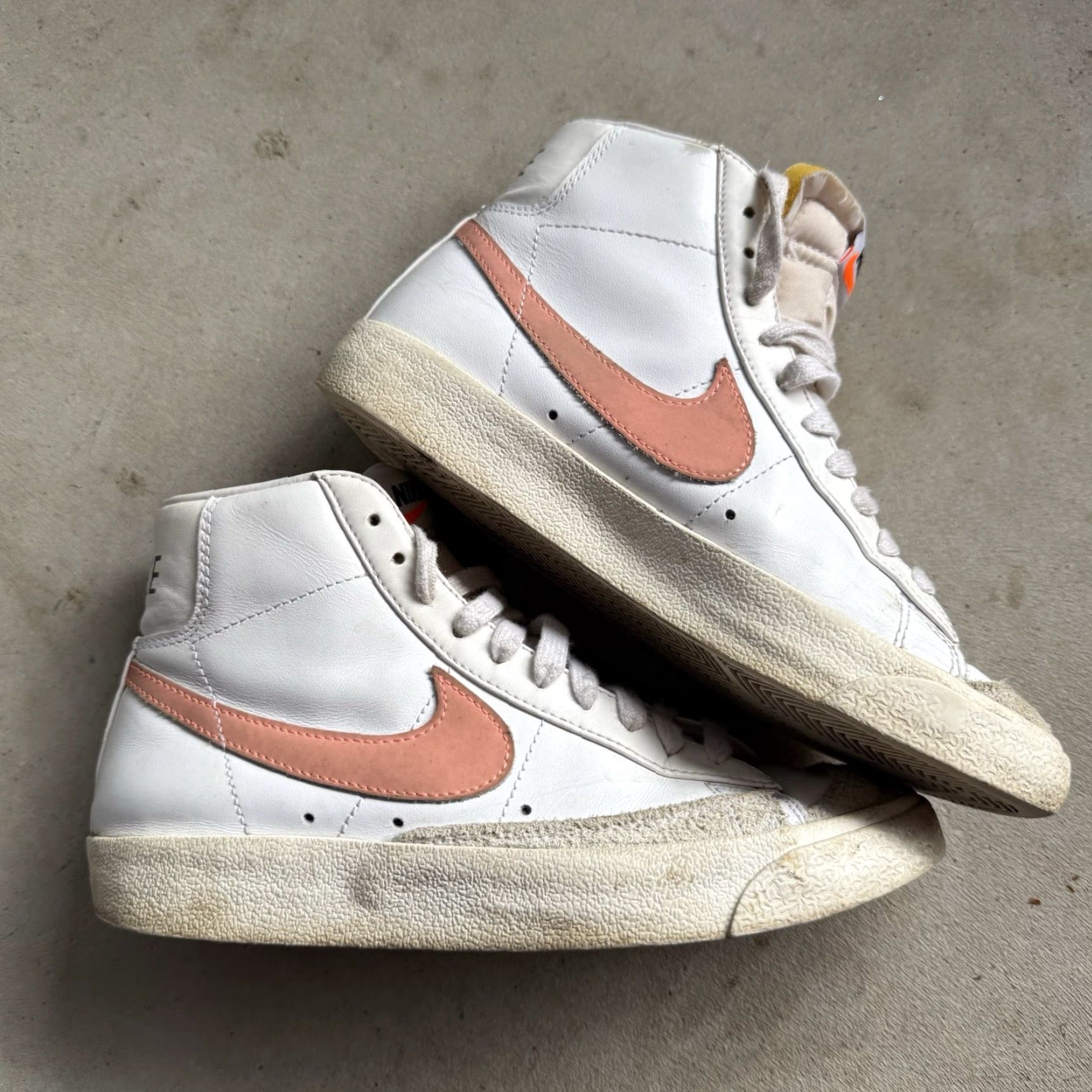Nike Nike Blazer Mid '77 Vintage Women's Size 7 White Pink Athletic Shoes Sneakers Size M / US 6-8 / IT 42-44 - 2 Thumbnail