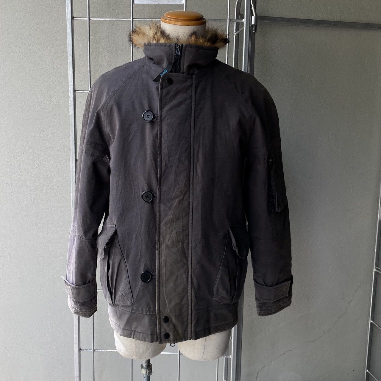 PPFM PPFM Gray Fur-Collar Puffer Jacket Size US L / EU 52-54 / 3 - 1 Thumbnail