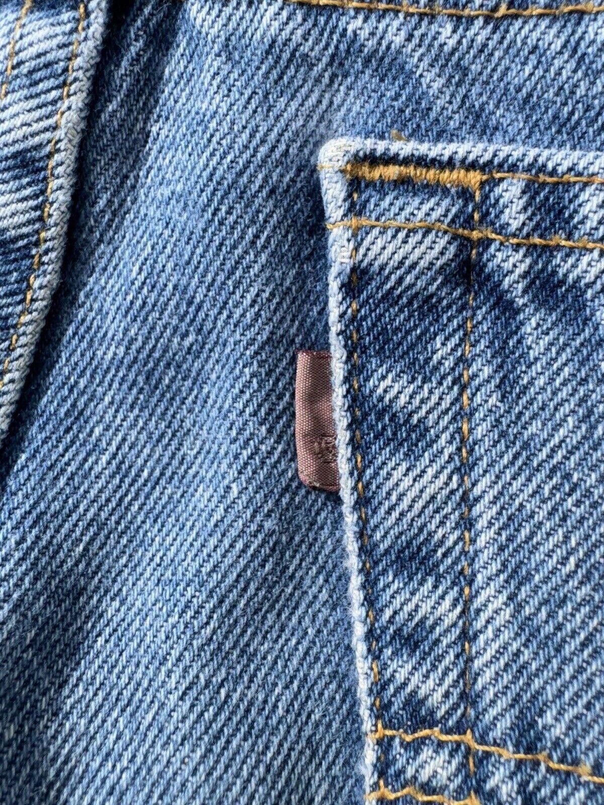 Levi's Vintage Levi's Blue Jeans 540 Denim Brown Tab 34x30 Size US 34 / EU 50 - 7 Thumbnail