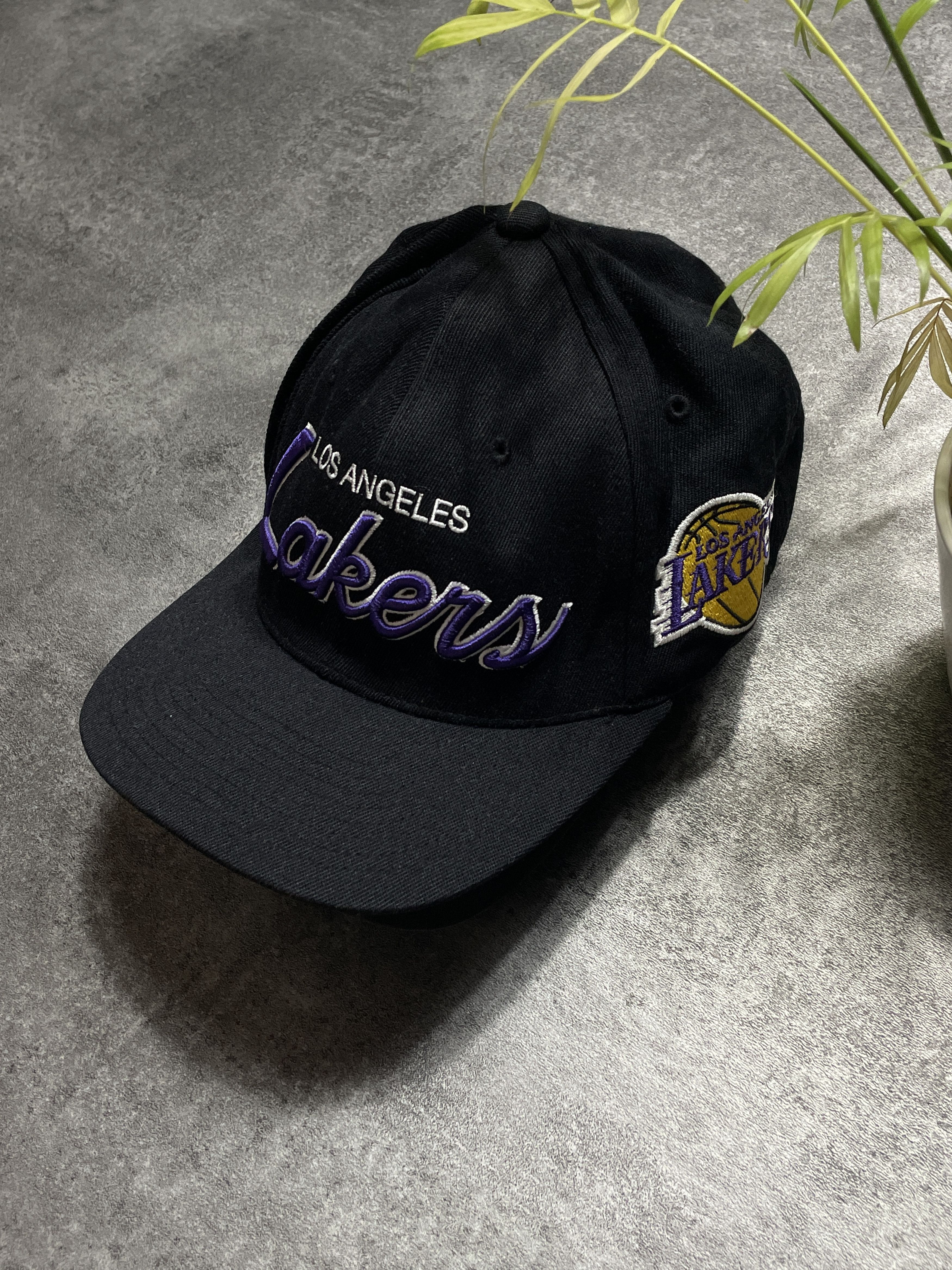 Mitchell & Ness ❗️RARE❗️Lakers Mitchell & Ness Cap Vintage Y2K Wool Size ONE SIZE - 2 Thumbnail
