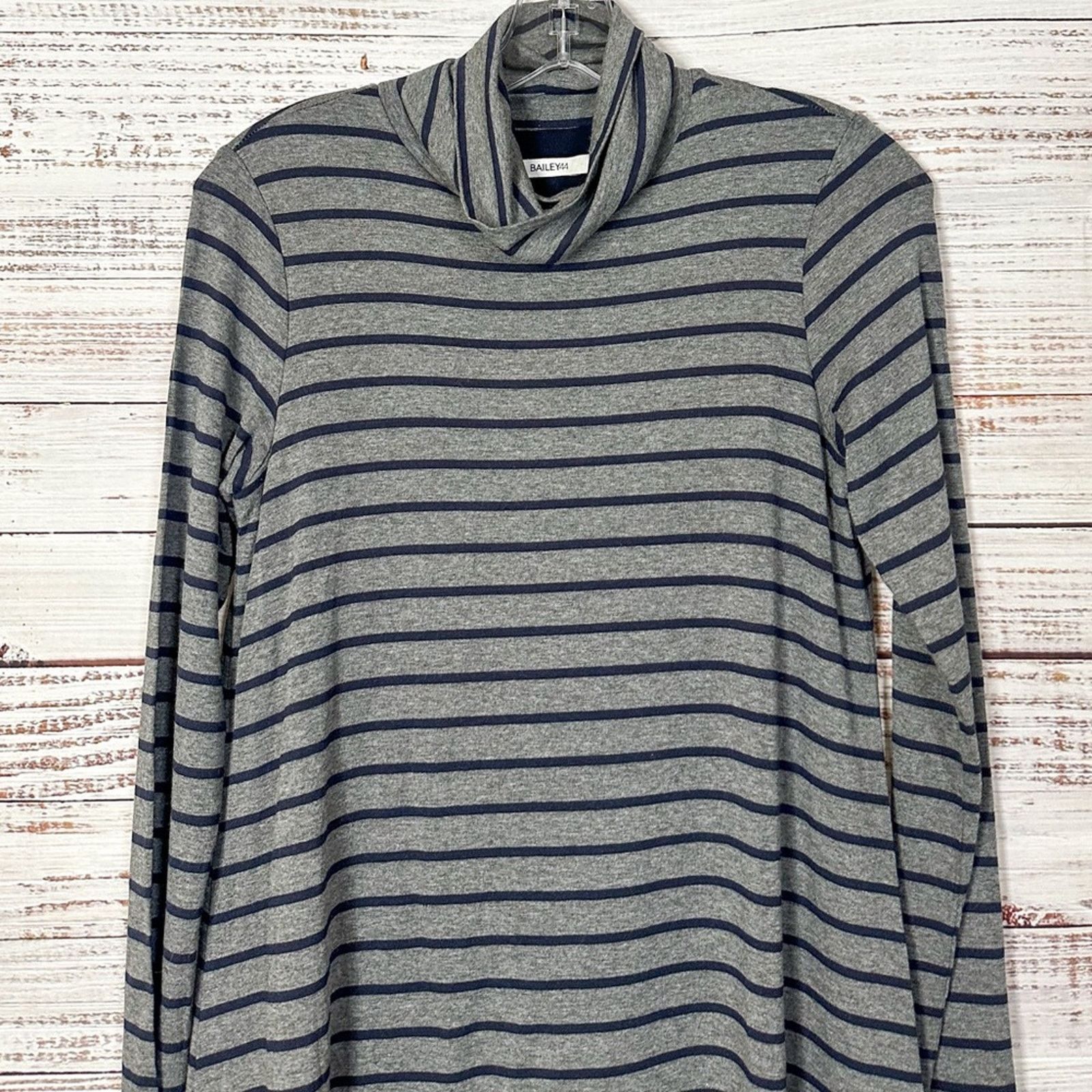 Bailey 44 Bailey44 Turtleneck Dress with Contrast Lining, EUC, Small Size S / US 4 / IT 40 - 7 Thumbnail