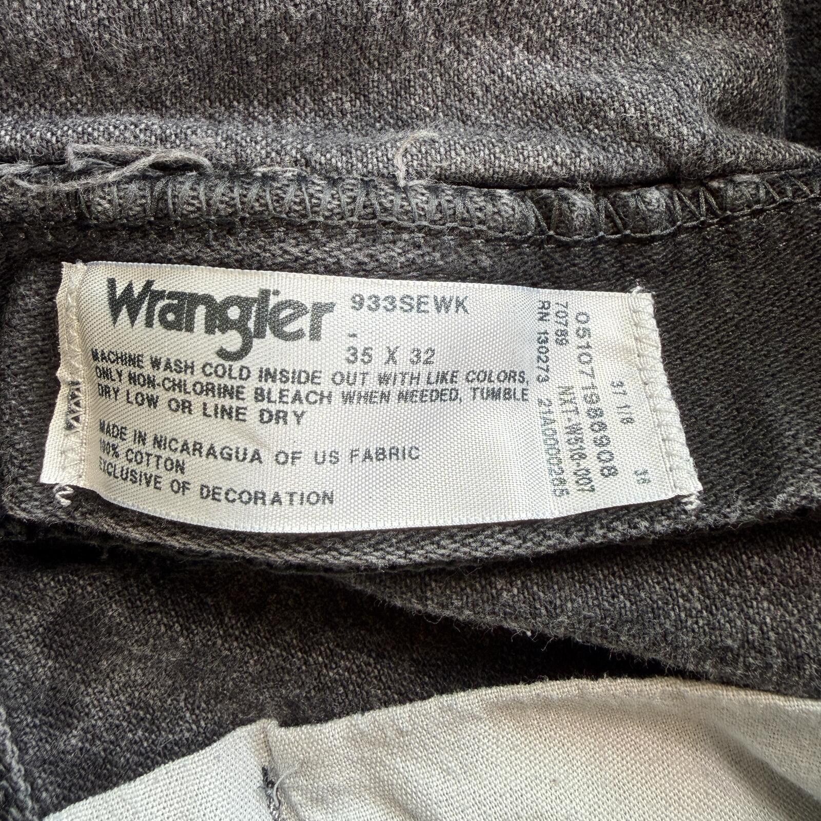 Wrangler Wrangler Black Wash Relaxed Fit Baggy Y2K Skater Jeans 35x32 Size US 35 - 6 Thumbnail