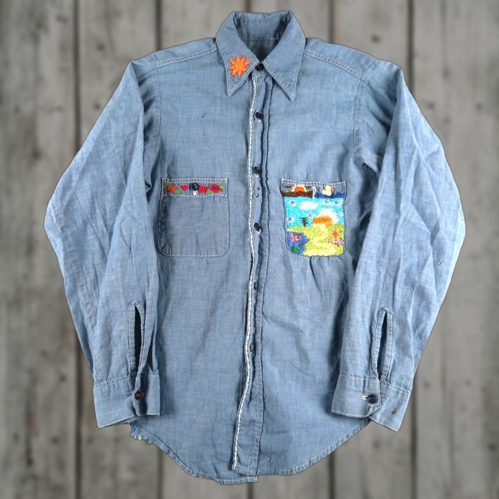 VINTAGE Hand Embroidered Chambray Shirt Santa Size Small S Blue Shirt Women Boho 70s 60s Hippie