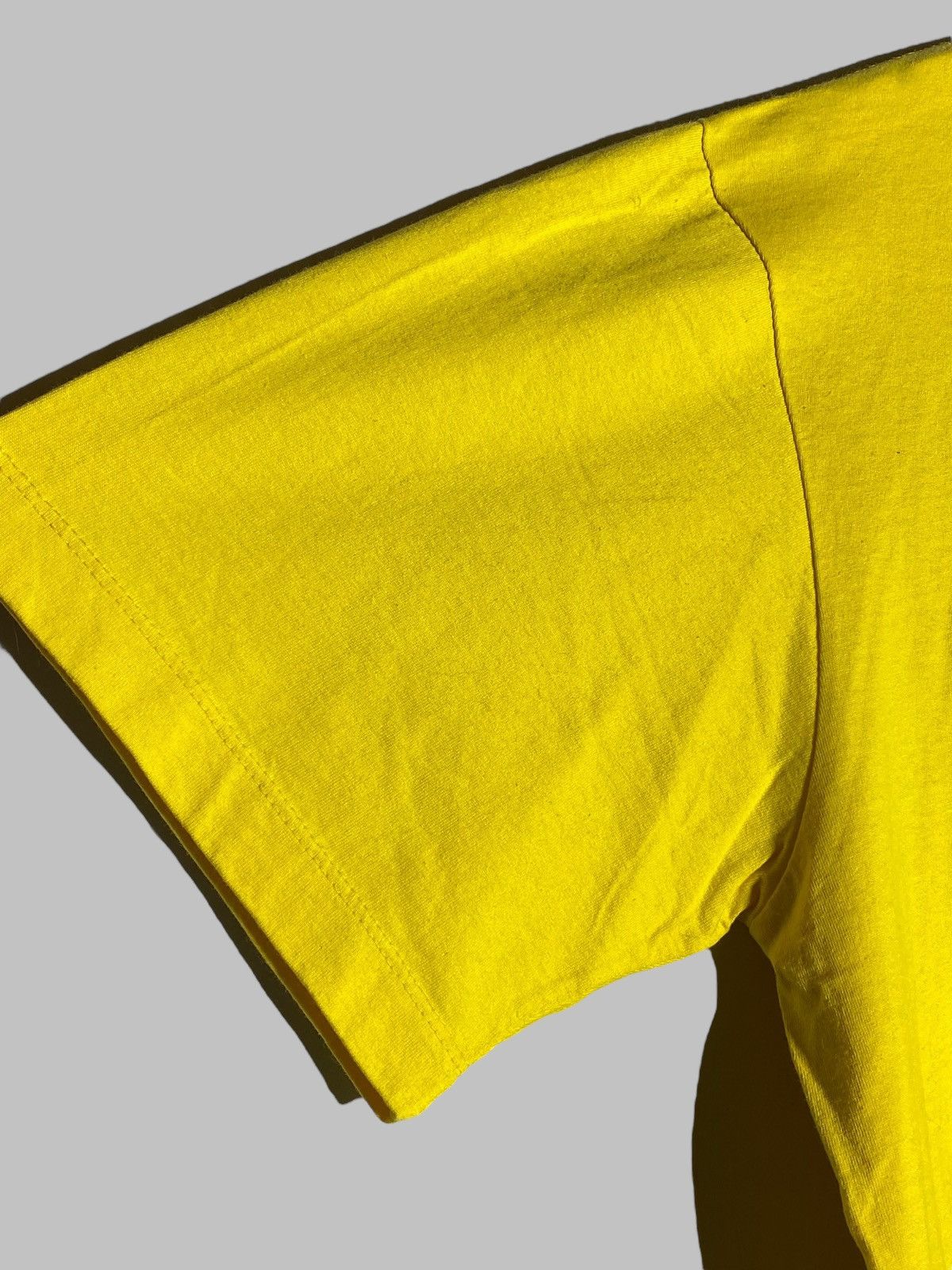 Blind Skateboards Vintage Blind Skateboards Blood Reaper Logo Yellow T-shirt Size US XL / EU 56 / 4 - 6 Thumbnail