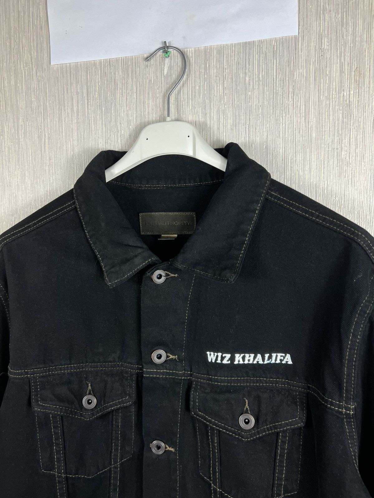 Wiz Khalifa Vintage Wiz Khalifa fan denim jacket print weed joint blunts Size US L / EU 52-54 / 3 - 8 Thumbnail