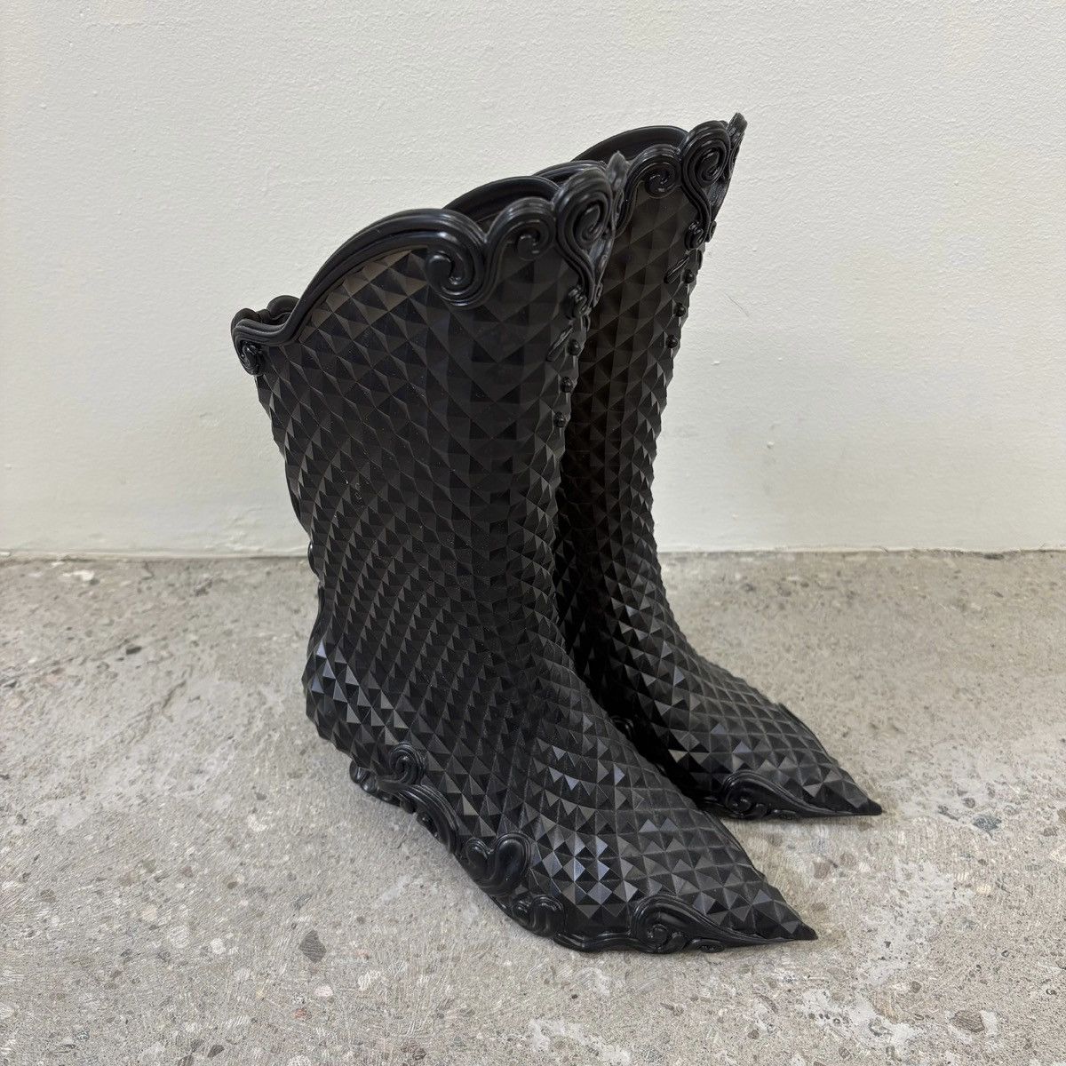 Melissa × Y/Project Melissa X Y/Project Pointed Court Boots Size US 7.5 / IT 37.5 - 1 Thumbnail