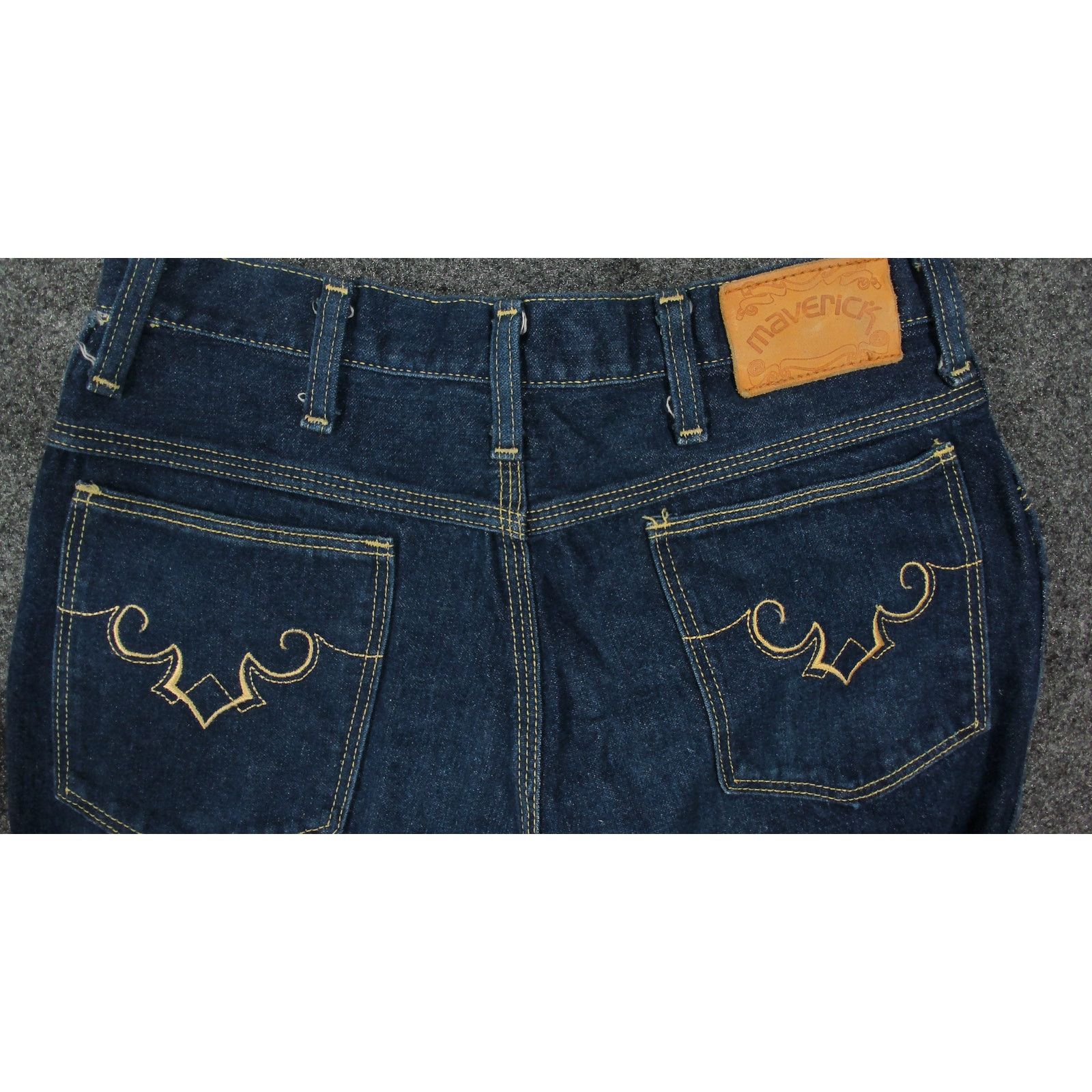Vintage VTG 70s Maverick Made in USA Dark Wash Talon Zip Denim Jeans Size US 29 - 9 Thumbnail