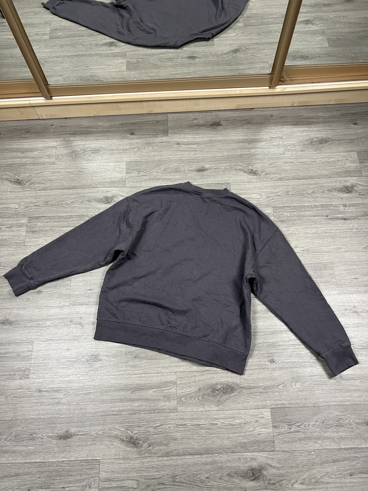 Carhartt Carhartt WIP Link Script Sweat Rhino Black mens size M Size US M / EU 48-50 / 2 - 8 Thumbnail
