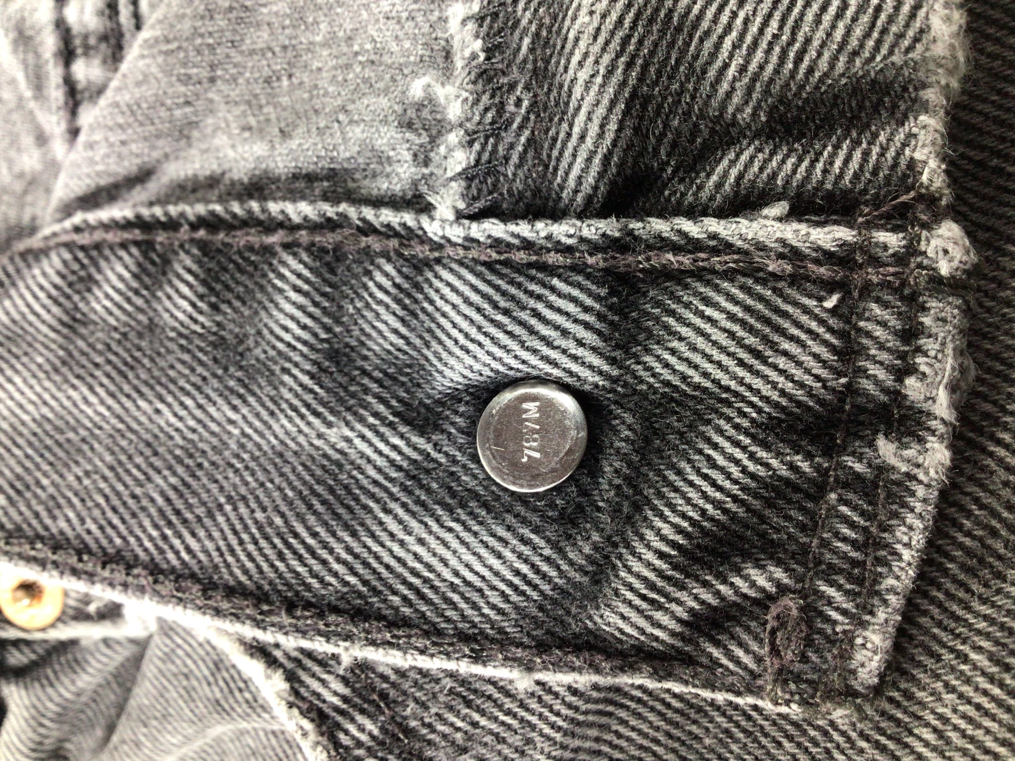 Levi's Vintage Levis 560 Jeans-J904 Size US 37 - 11 Thumbnail