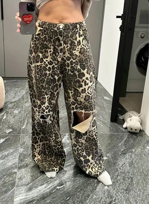 Designer Leopard Ripped Wide Leg Jeans Size 28" / US 6 / IT 42 - 3 Thumbnail