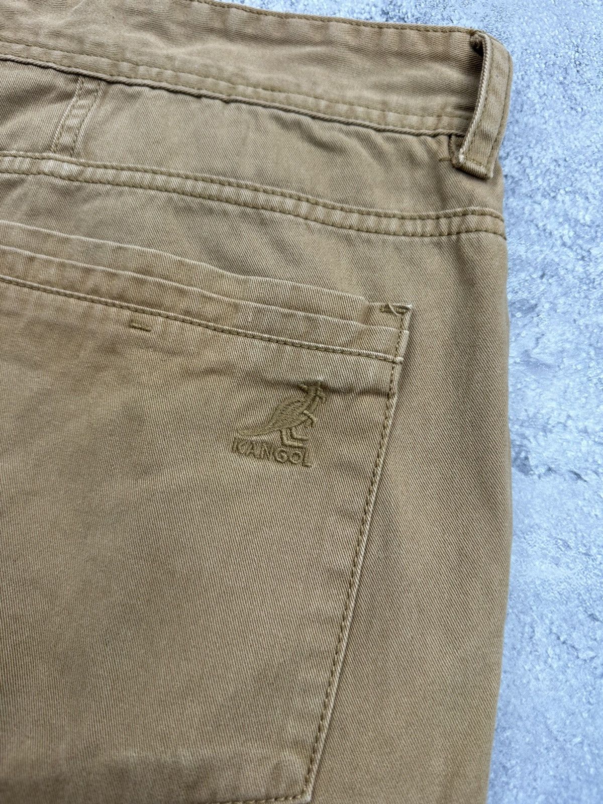 Kangol Vintage Kangol Rap Shorts Beige Rare Y2K Embroidered Logo Size US 34 / EU 50 - 19 Thumbnail