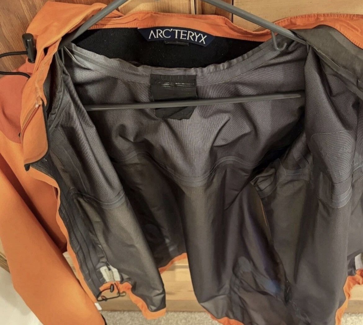 Arc'teryx Arc’teryx Canada Medium Beta Jacket 2001 Rain Shell Tabasco Size US M / EU 48-50 / 2 - 6 Thumbnail