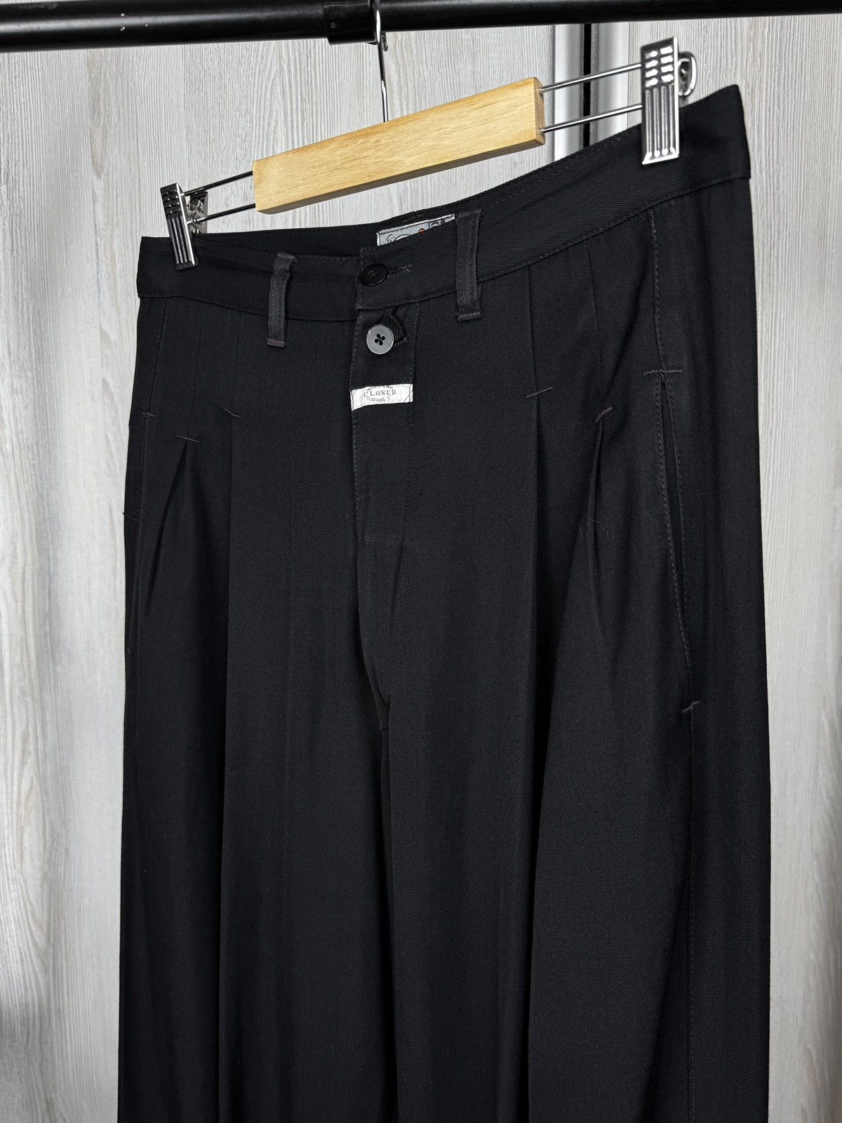 Marithe + Francois Girbaud 80s Marithe Francois Girbaud x Closed black parachute pants Size 30" / US 8 / IT 44 - 5 Thumbnail