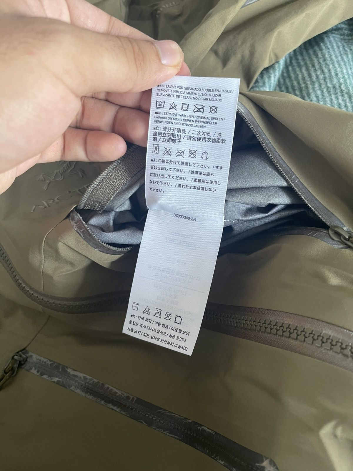 Arc'teryx Arcteryx LEAF Alpha LT Jacket Gen 1 Crocodile Medium Size US M / EU 48-50 / 2 - 6 Thumbnail