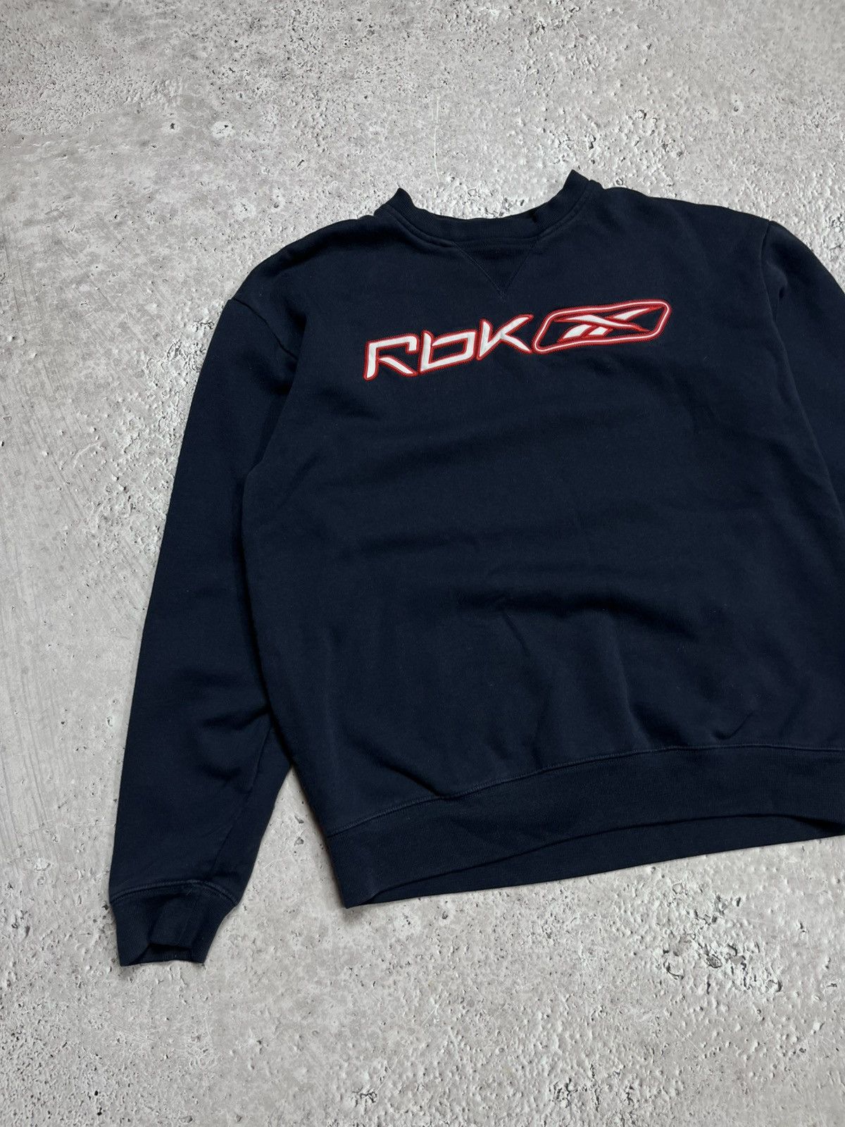 Reebok Vintage Reebok RBK Navy Sweatshirt Embroidered Logo Size S / US 4 / IT 40 - 3 Thumbnail