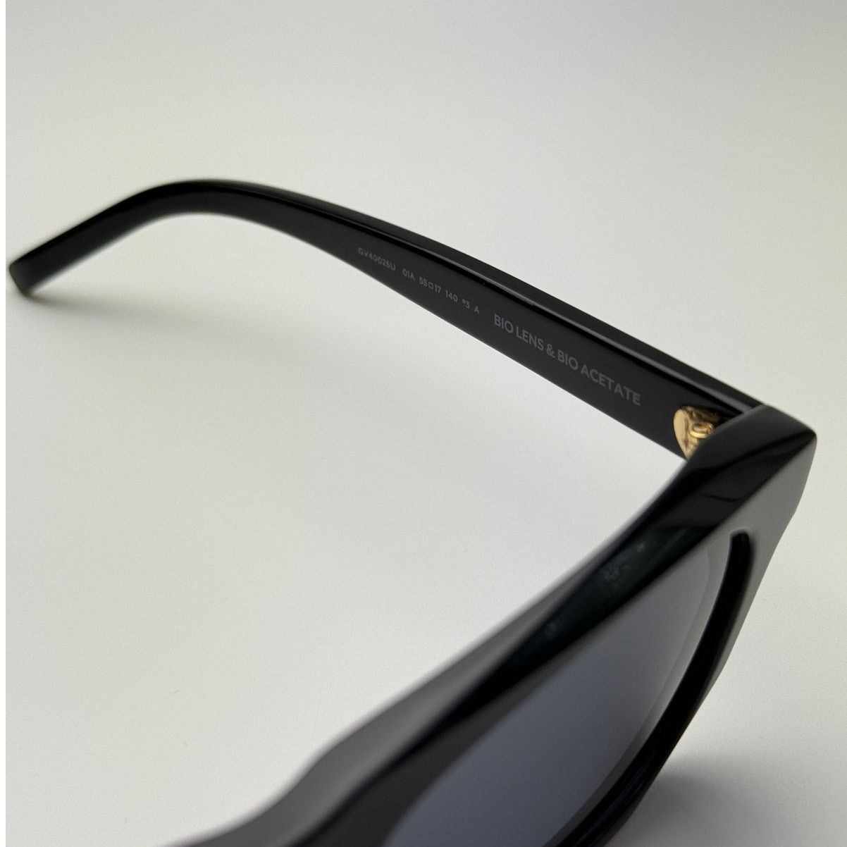 Givenchy BRAND NEW Givenchy Sunglasses GV40026U 01A Black/Grey Unisex Size ONE SIZE - 8 Thumbnail