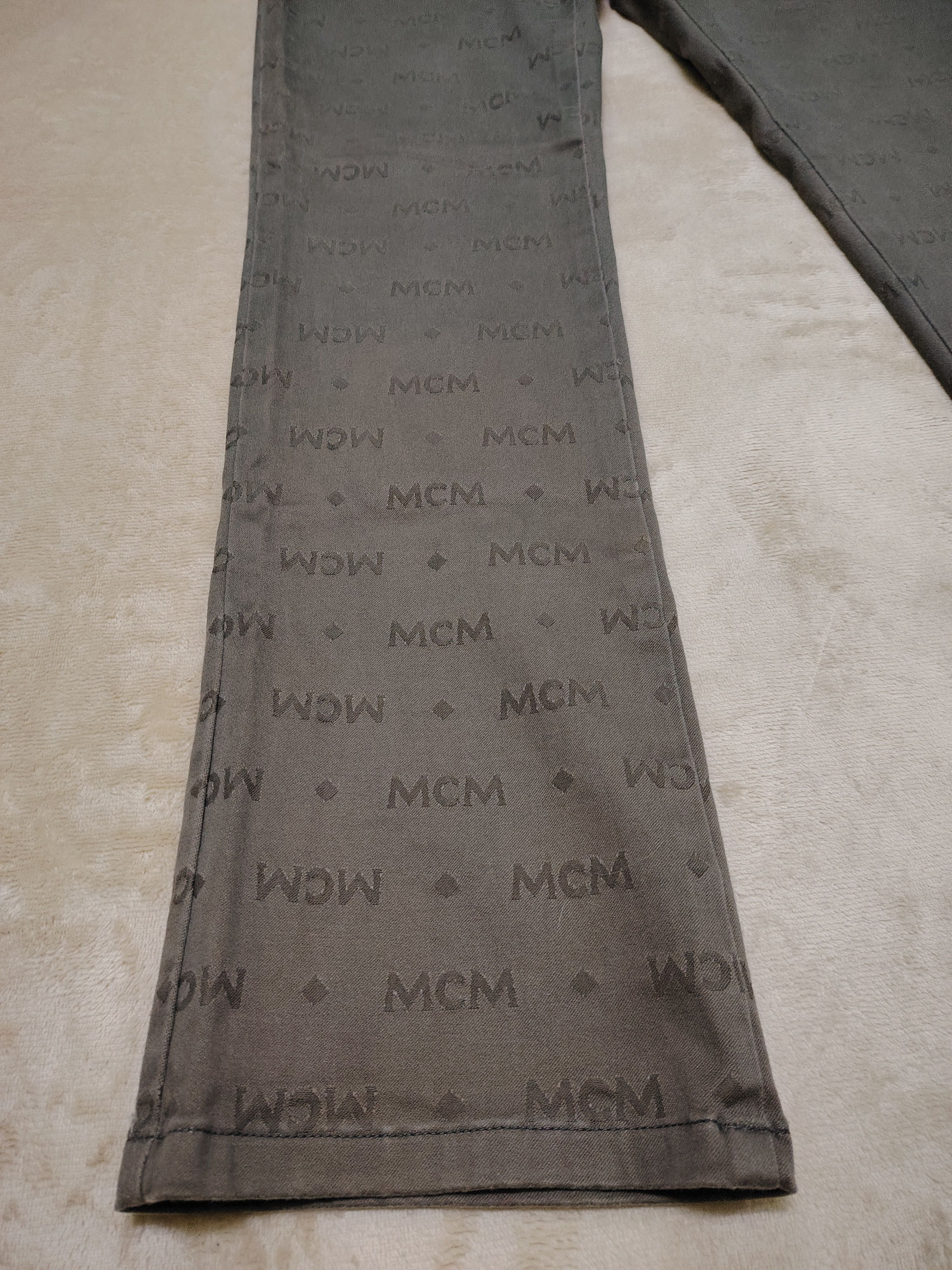 MCM VINTAGE MCM LEGERE MONOGRAM STRETCHABLE JEANS SUN FADED Size US 29 - 6 Thumbnail