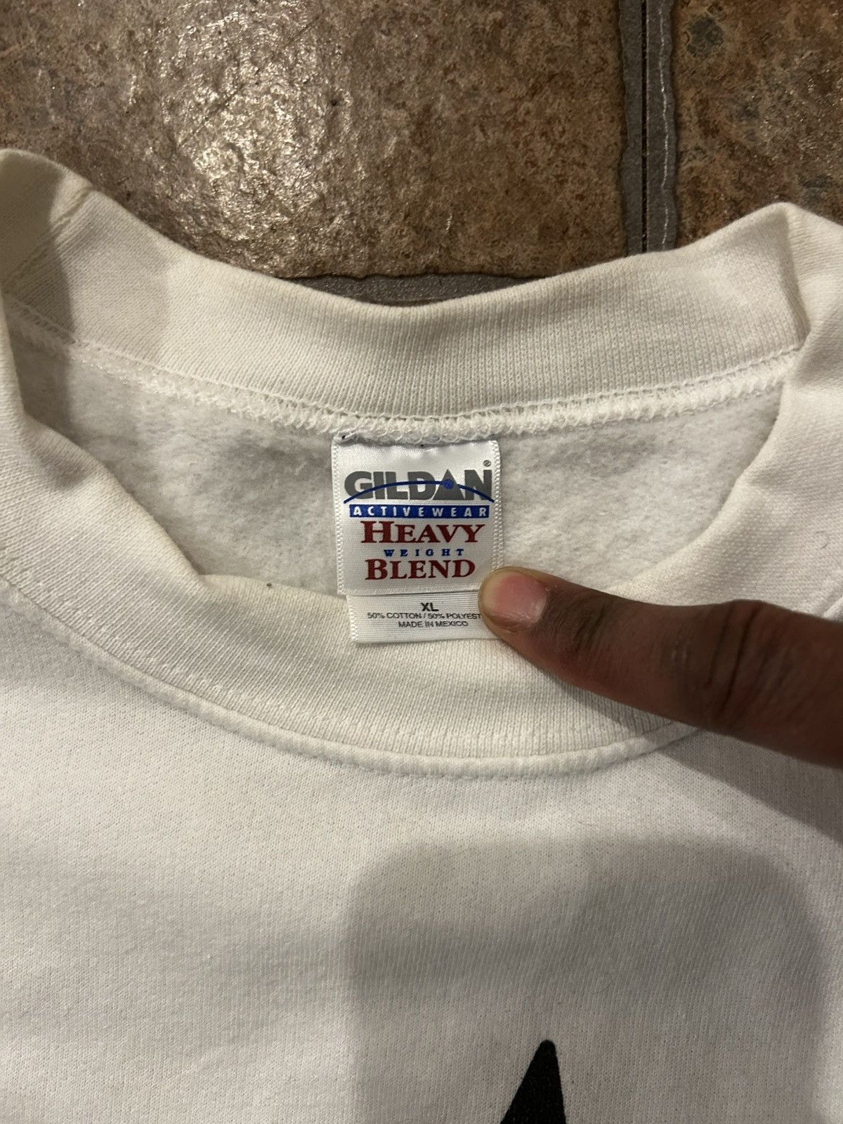 Gildan 2004 halloween Blackhawk casino crewneck sweater Size US XL / EU 56 / 4 - 3 Thumbnail