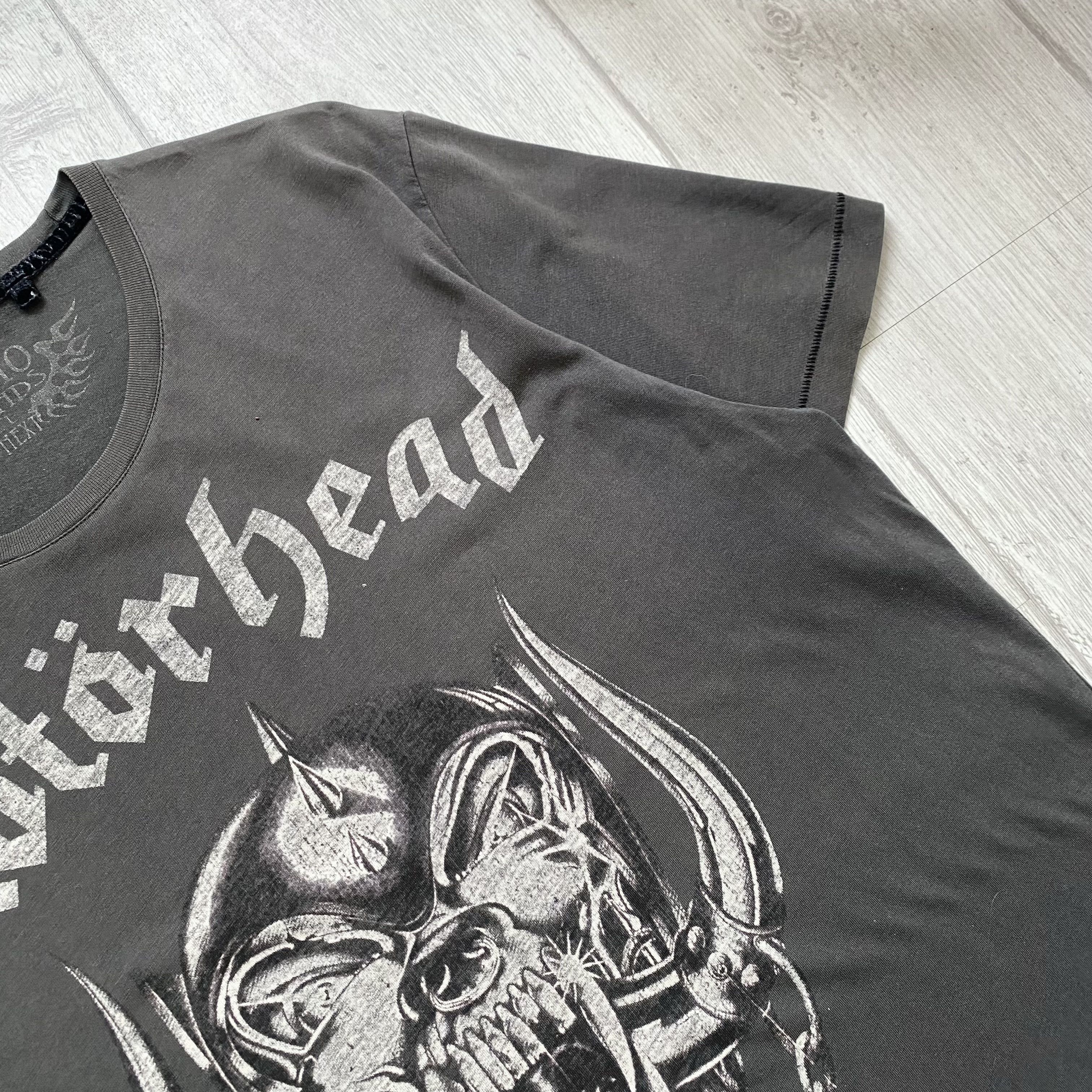 Band Tees 🎸 Vintage Motörhead Rock Band Tee England tour \ acdc Size US L / EU 52-54 / 3 - 4 Thumbnail