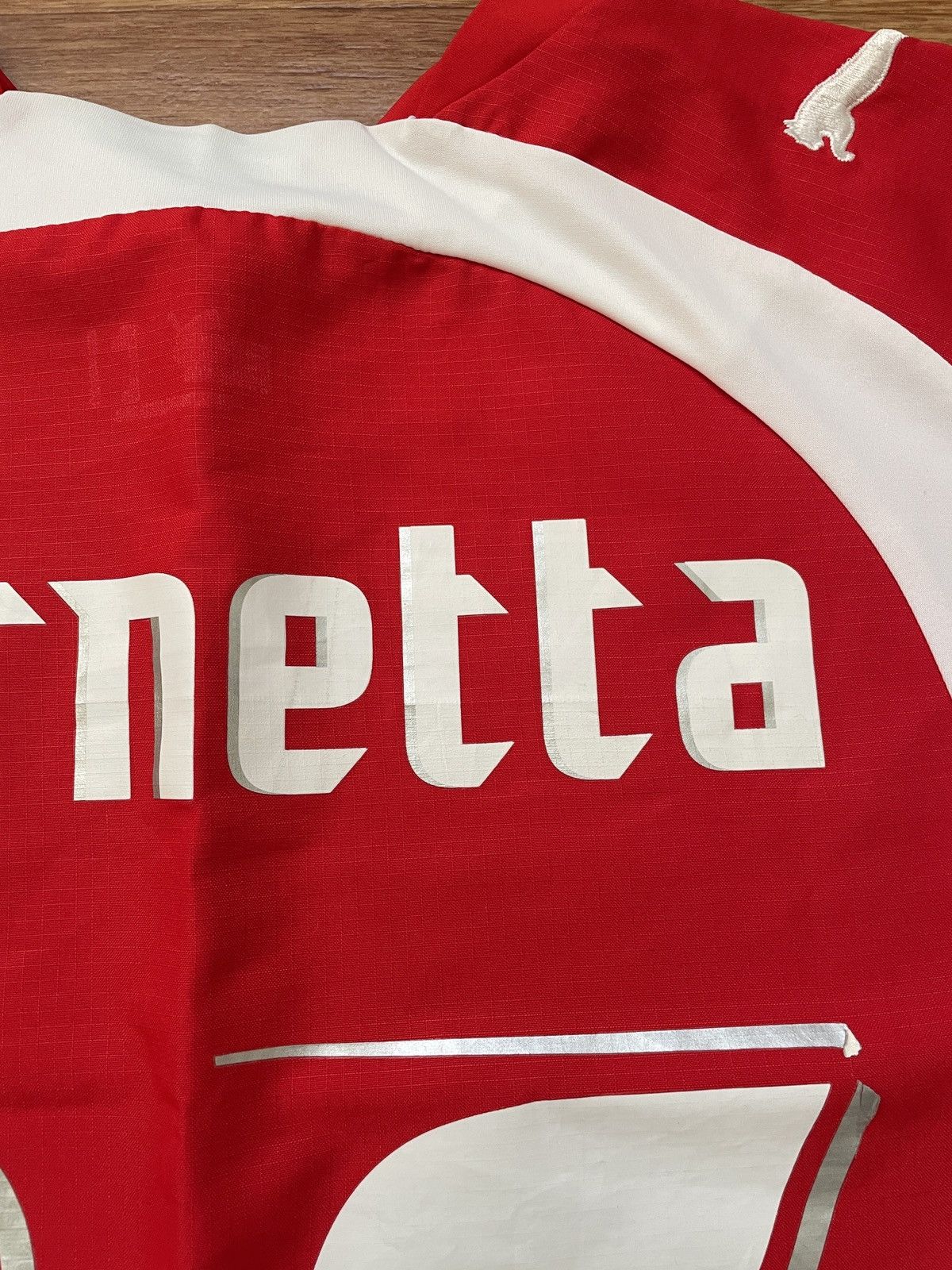 Puma Switzerland 2006-08 Barnetta #16 Home Football jersey shirt Size US M / EU 48-50 / 2 - 11 Thumbnail